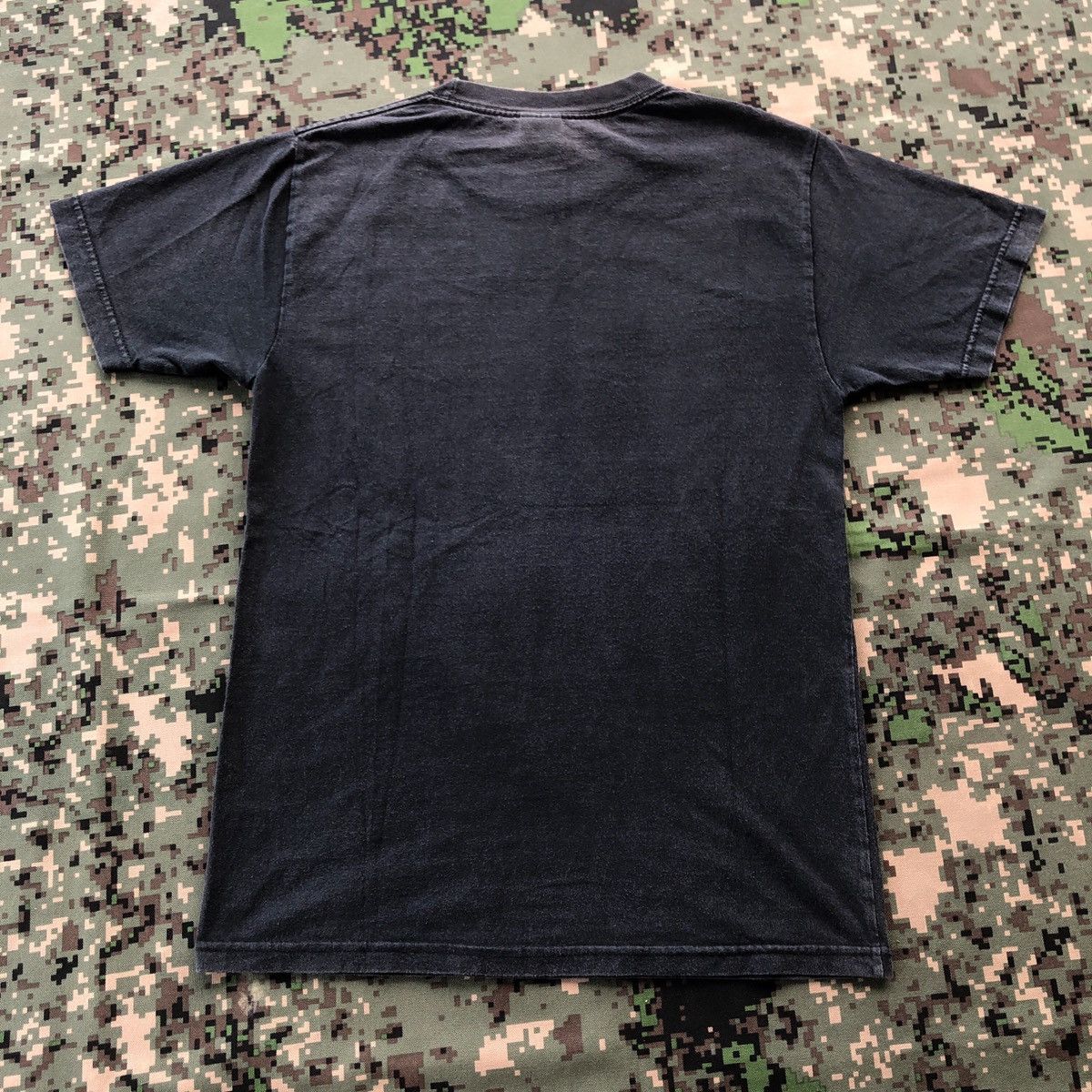 Band Tees × Vintage Vtg The Beatles Revolver Album Band Tshirt Size US M / EU 48-50 / 2 - 3 Thumbnail