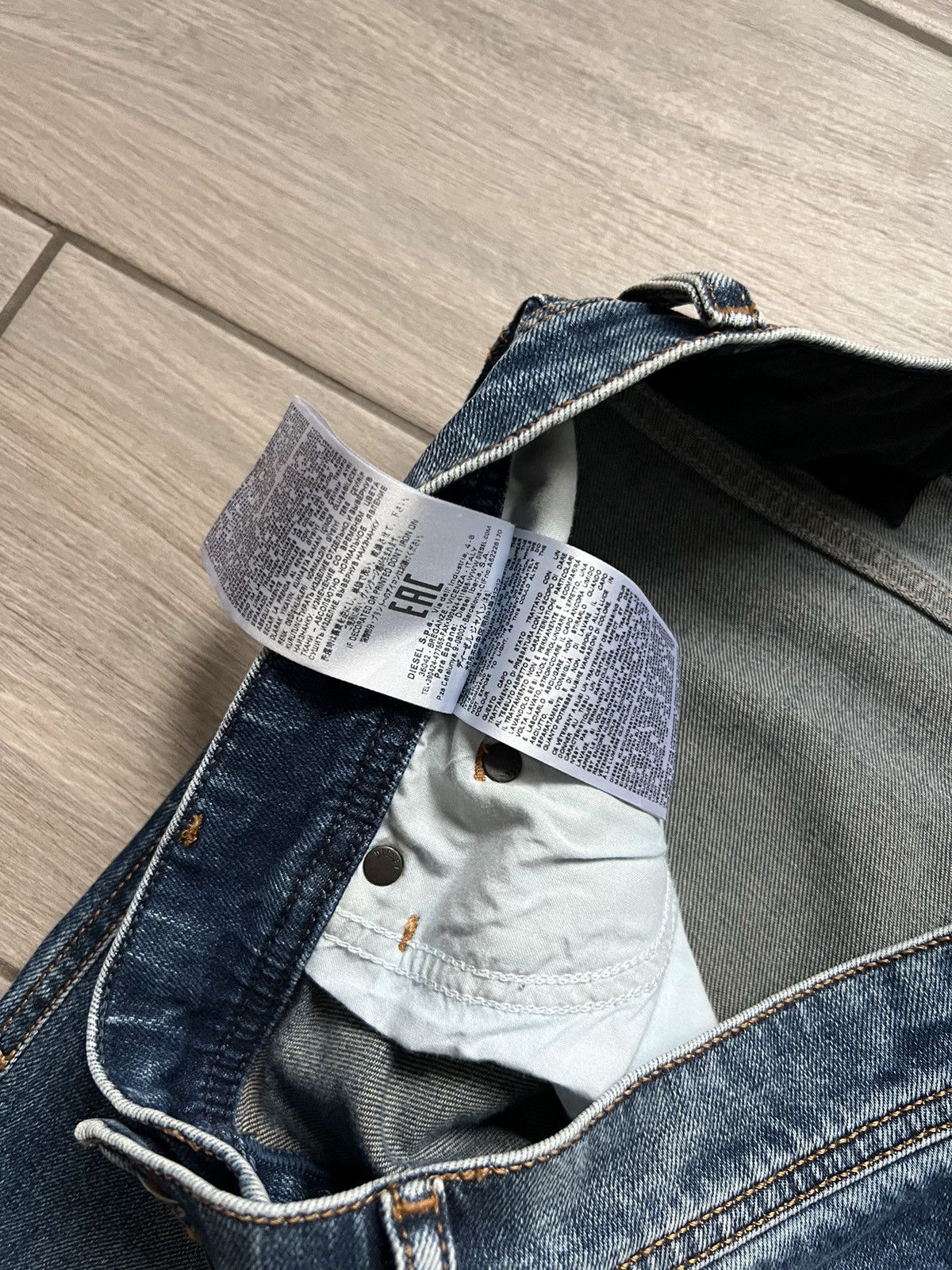 Diesel × Jean × Vintage Diesel Pants Denim Vintage Jeans Very Rare Y2k Style Size US 34 / EU 50 - 18 Thumbnail