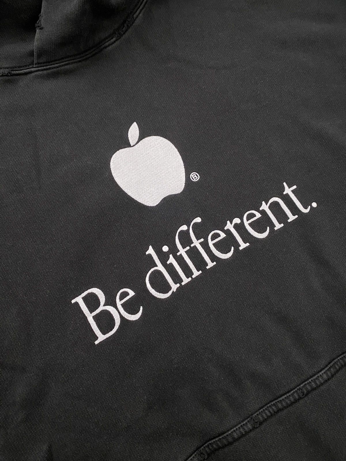 Balenciaga Balenciaga Be Different Oversized Hoodie - Size 4 Size US XL / EU 56 / 4 - 1 Thumbnail