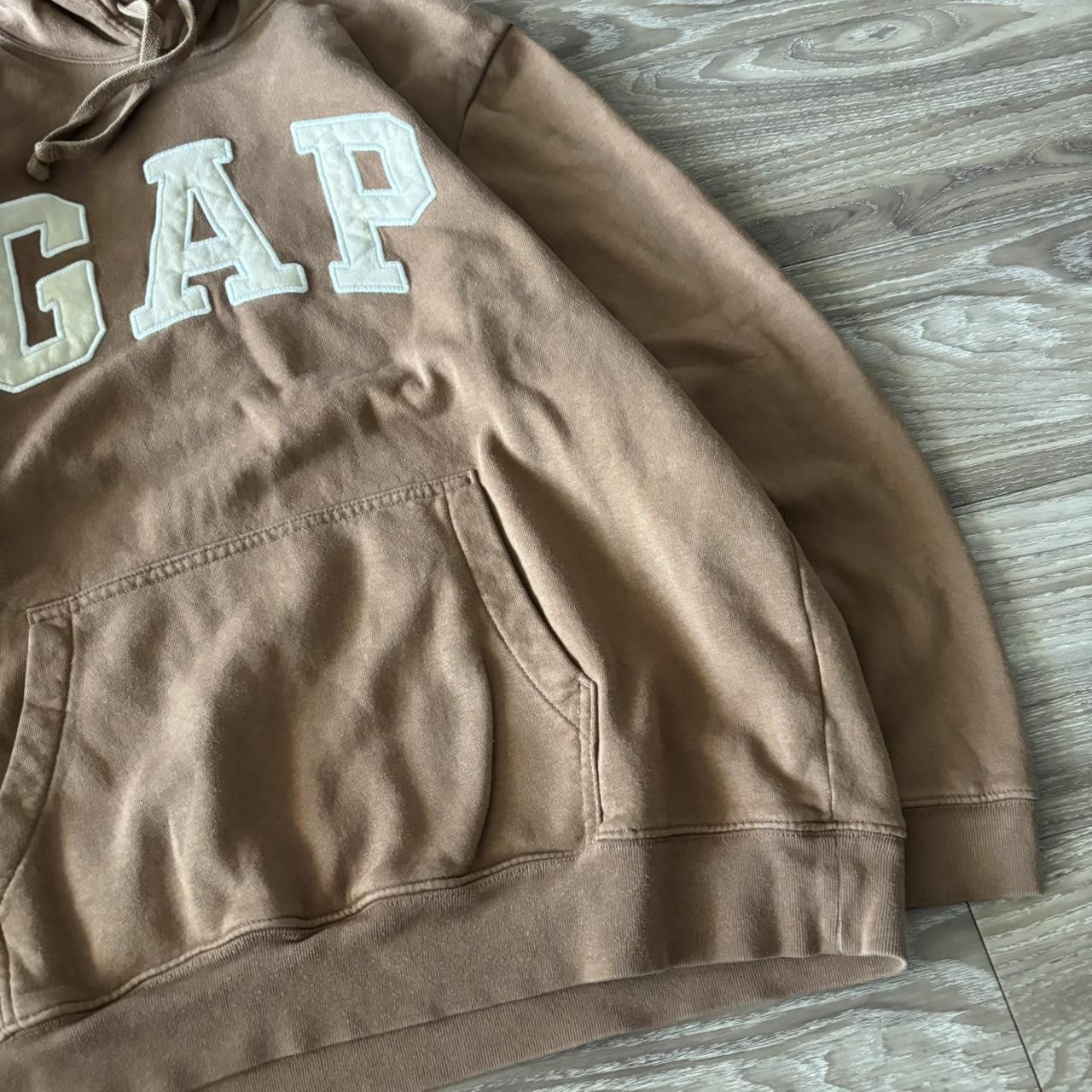 Gap Crazy Vintage Y2K/2000s Light Brown Gap Spellout Streetwear Hoodie! Size XL Size US XL / EU 56 / 4 - 4 Thumbnail