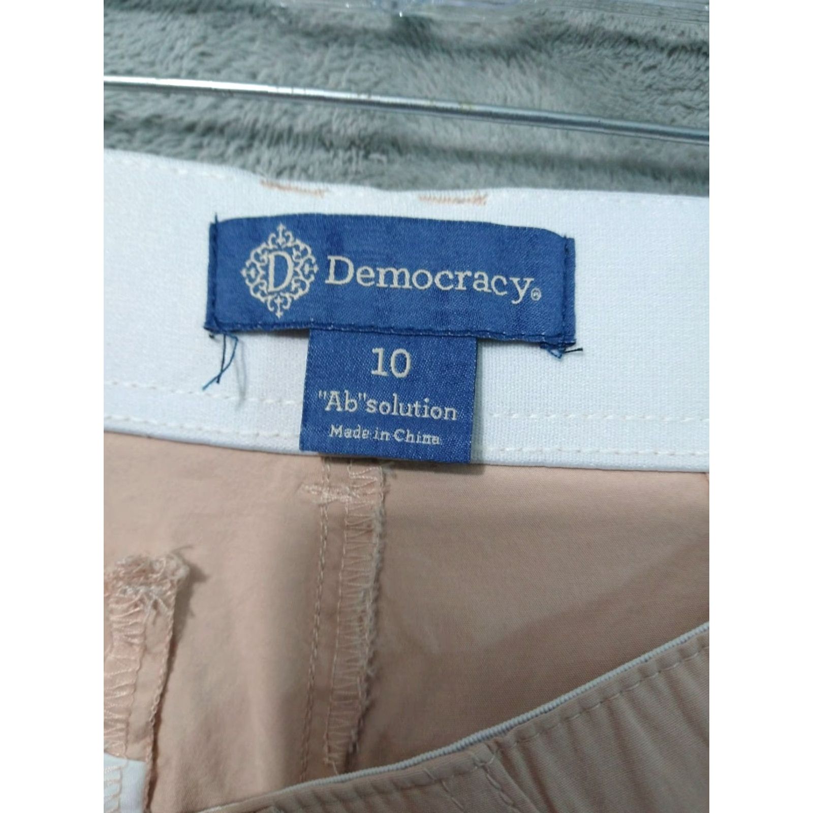 Vintage Democracy Pants Womens 10 Beige Cargo High Rise Roll Cuff Tapered Pockets Street Bohemian City Mens Womens Size 32" / US 10 / IT 46 - 7 Thumbnail