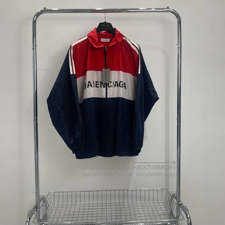 Balenciaga Balenciaga Windbreaker in red, white, and blue Size XS / US 0-2 / IT 36-38 - 1 Thumbnail