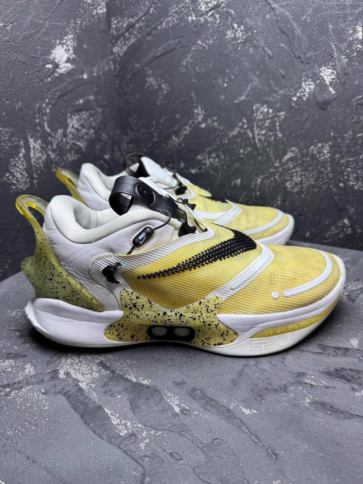 Nike Nike Adapt BB 2.0 Black & White Oreo Q10 Size US 9.5 / EU 42-43 - 6 Thumbnail