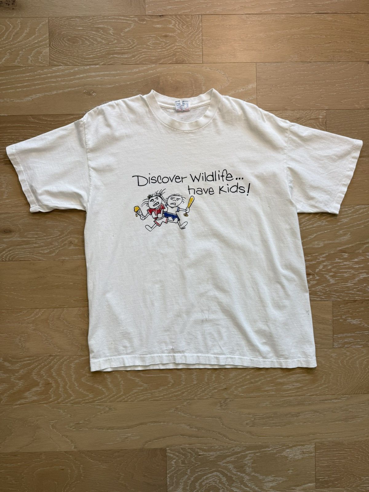 Other Vintage Graphic Tee Discover Wildlife Size US L / EU 52-54 / 3 - 7 Thumbnail