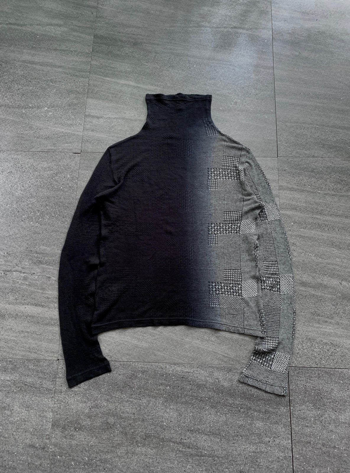 Yohji Yamamoto Gradient Patterned Ls Top Size US M / EU 48-50 / 2 - 1 Thumbnail