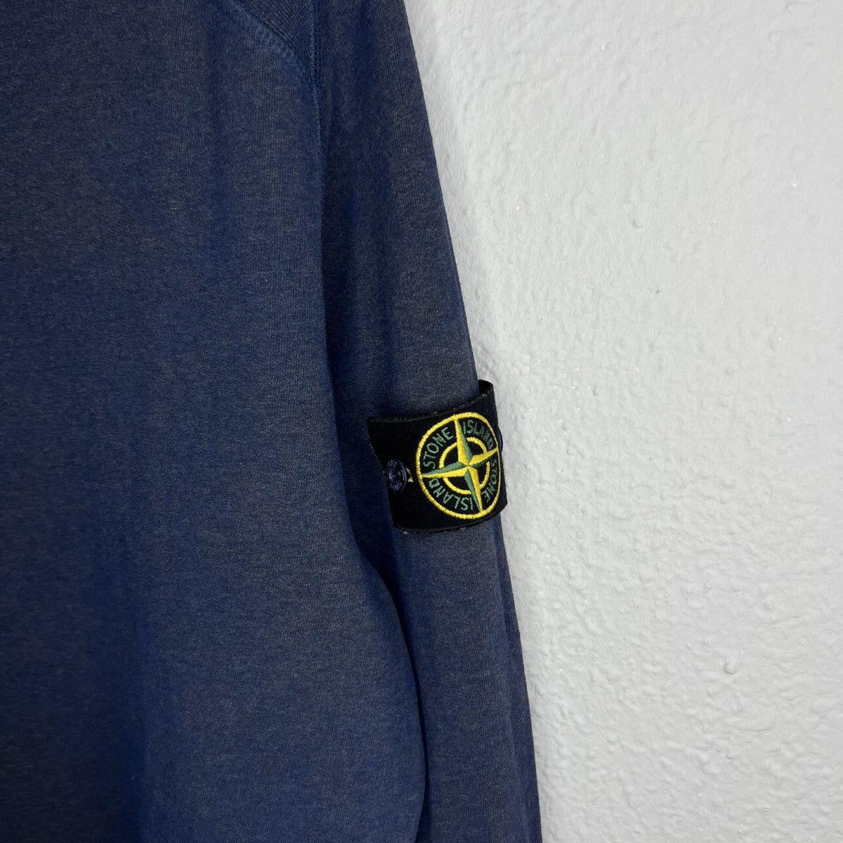 Stone Island Stone Island Sweatshirt Crewneck Navy Dye Badge Patch Size US XL / EU 56 / 4 - 5 Thumbnail