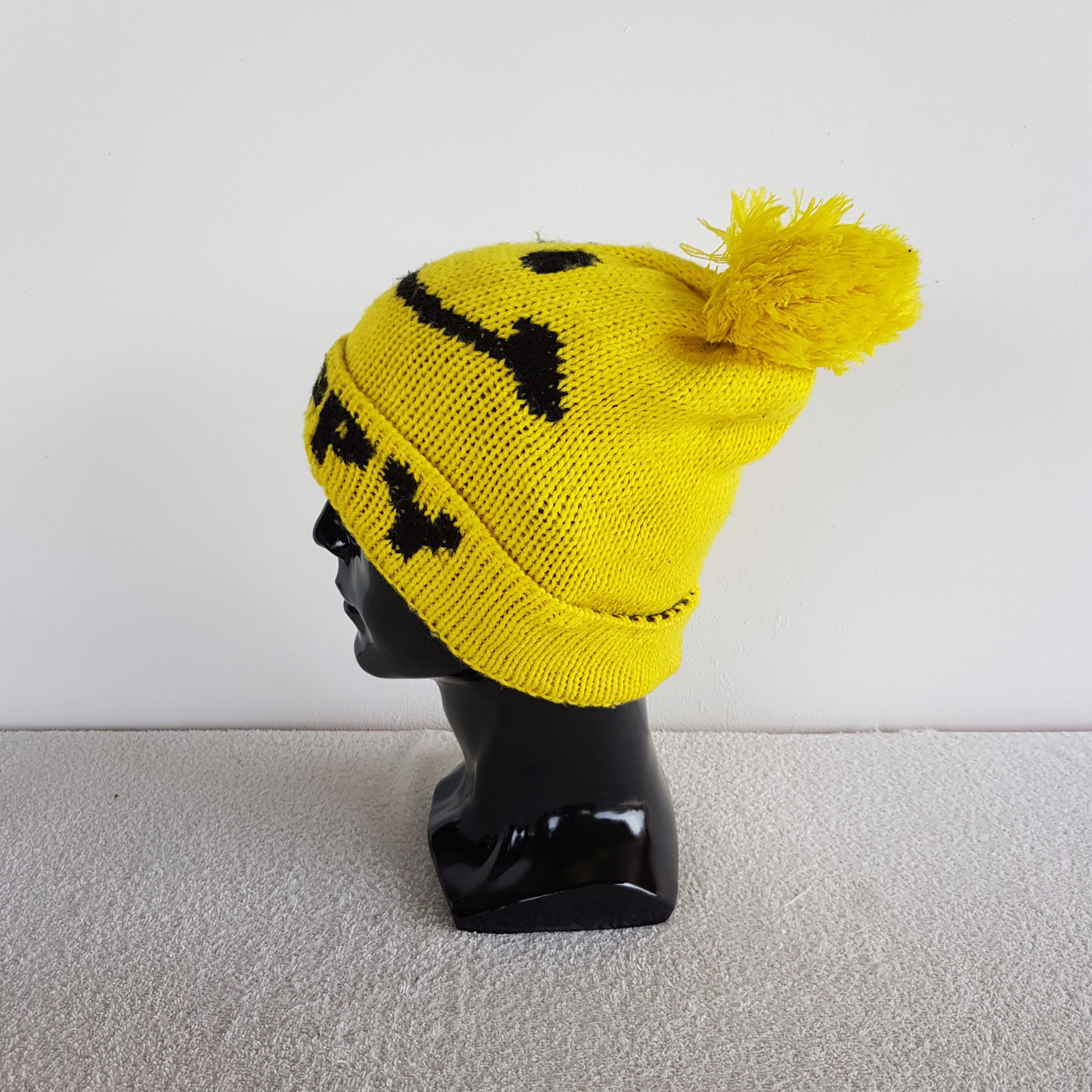 Japanese Brand Smiley Beanie Happy Pom Pom Ribbed Knit Snow Cap Hats. Size ONE SIZE - 5 Thumbnail