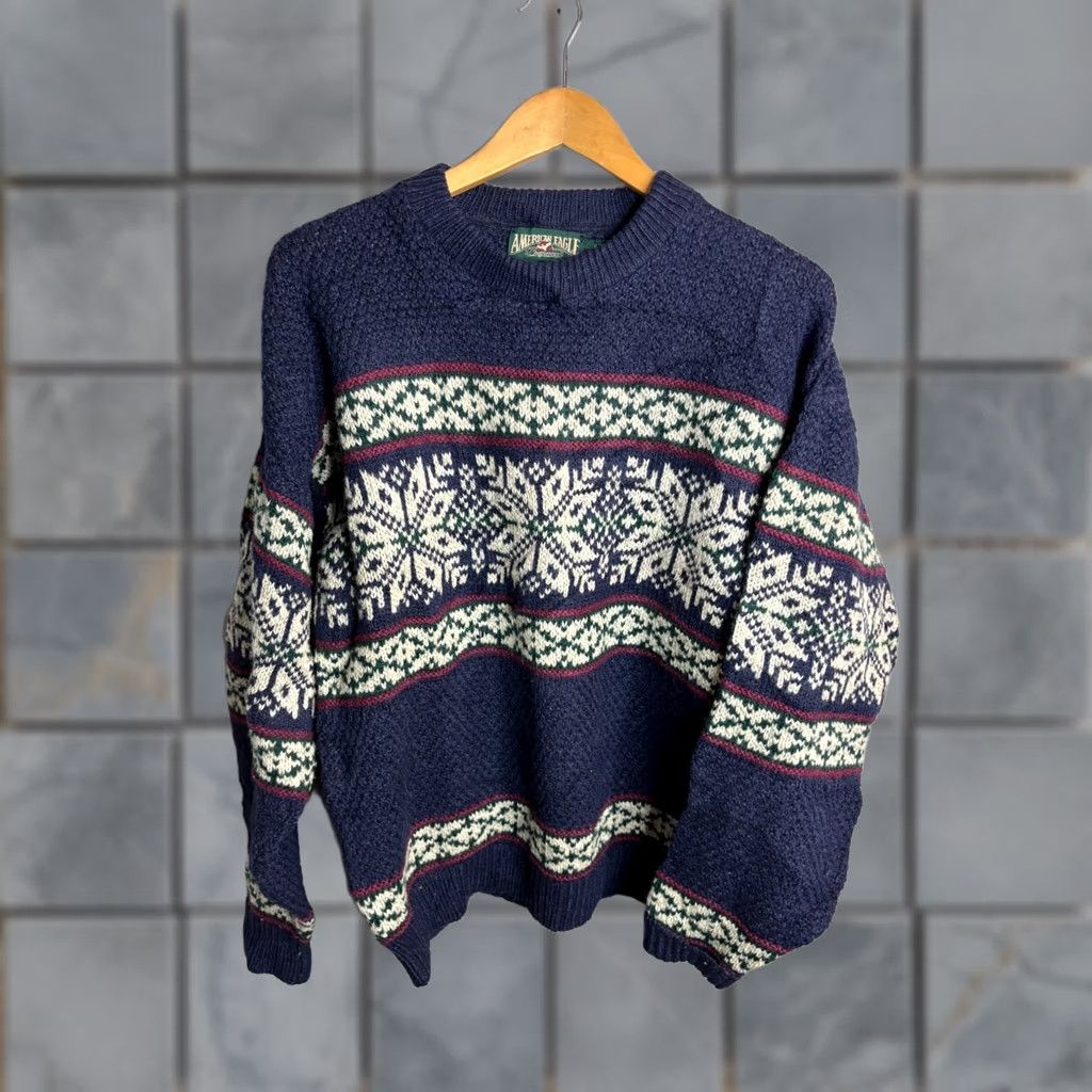 American Eagle Outfitters VTG American Eagle Sweater Mens L Fair Isle Wool Crew Neck Pullover Blue 8/10 Vintage Snowflake Modern Casual 5580 Mens Size US L / EU 52-54 / 3 - 1 Thumbnail