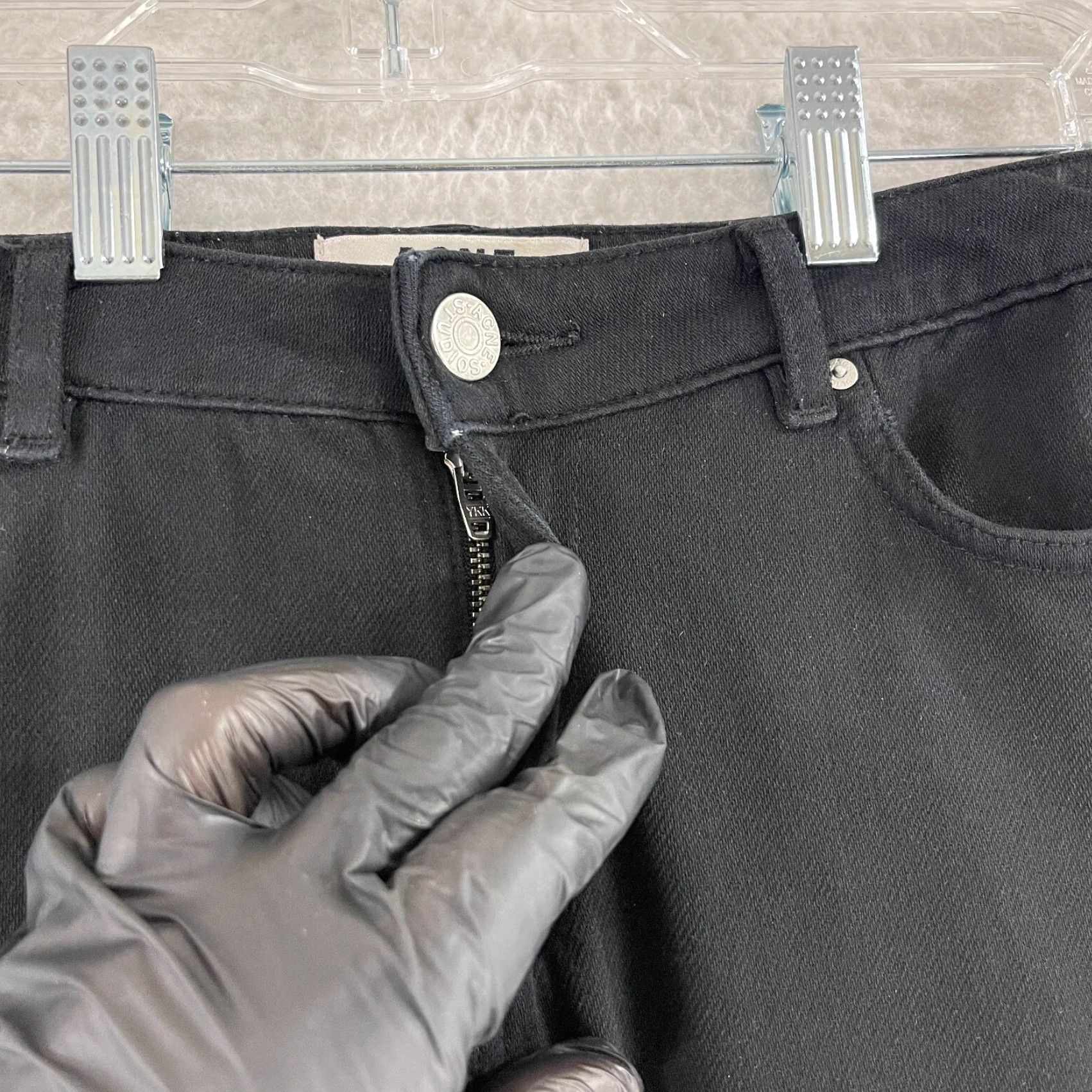 Acne Studios Acne Studios Black Skin 5 Skinny Jeans Womens Mid-Rise 26x32 Denim Jeans Slim Black Pocket 5-Pocket Design City Hippie 90s Womens Size 26" / US 2 / IT 38 - 5 Thumbnail