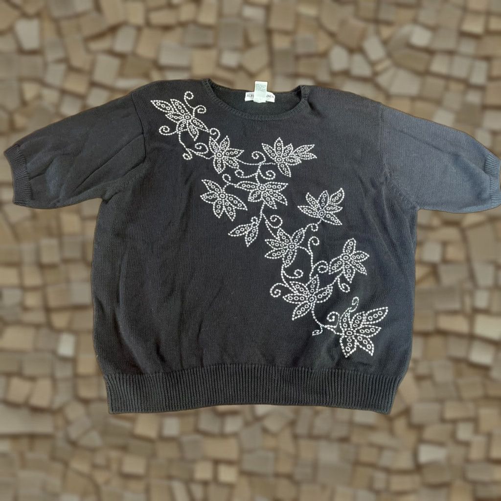 Vintage Alfred Dunner Sweater Women’s Plus Size 2X Black Floral Shoulder Pads Pullover Crew Neck Long Sleeve Casual Knit Top Womens Size XXL / US 16-18 / IT 52-54 - 1 Thumbnail