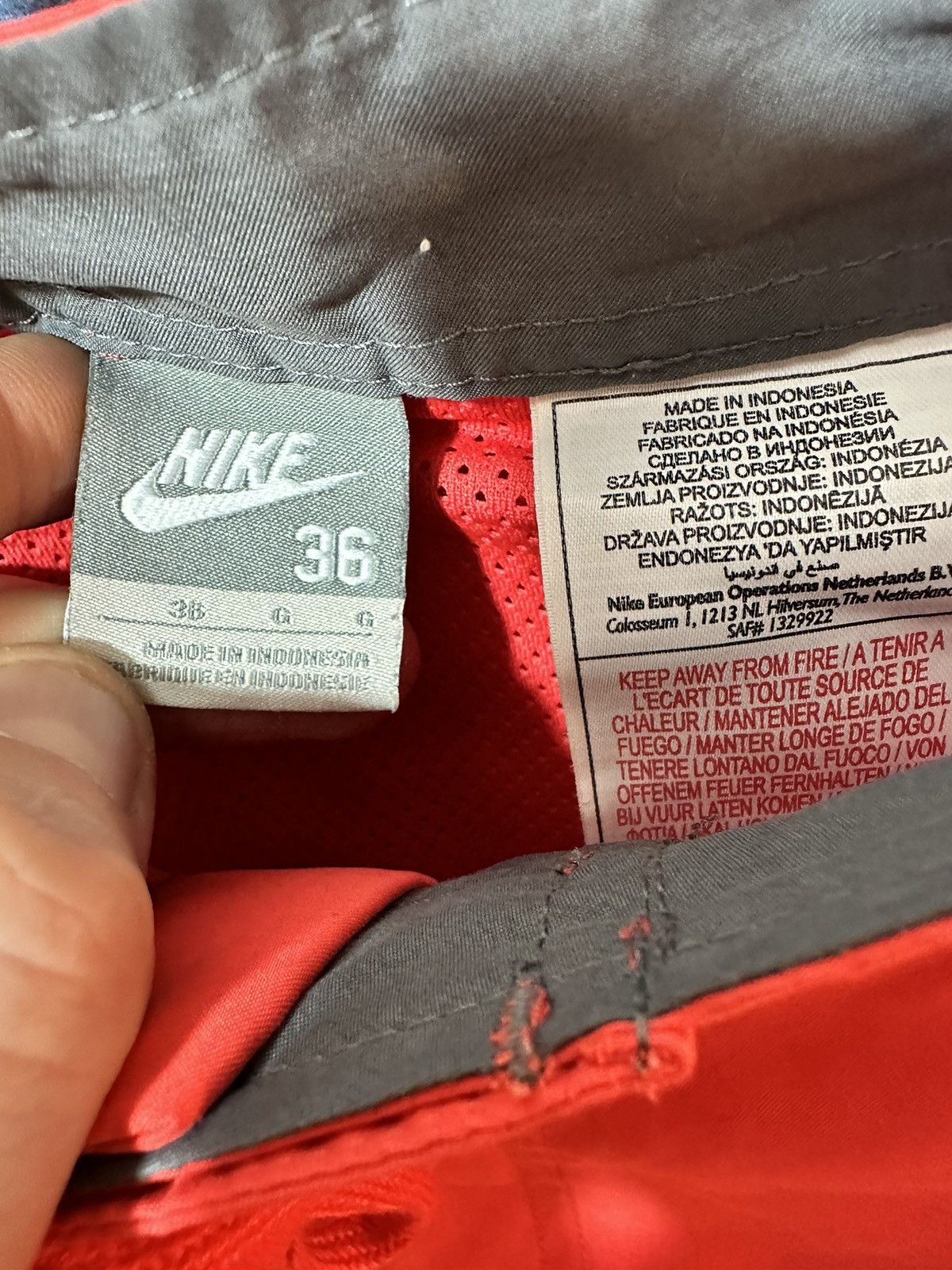 Nike × Vintage Vintage Y2K Nike Shorts Beach Size US 36 / EU 52 - 7 Thumbnail