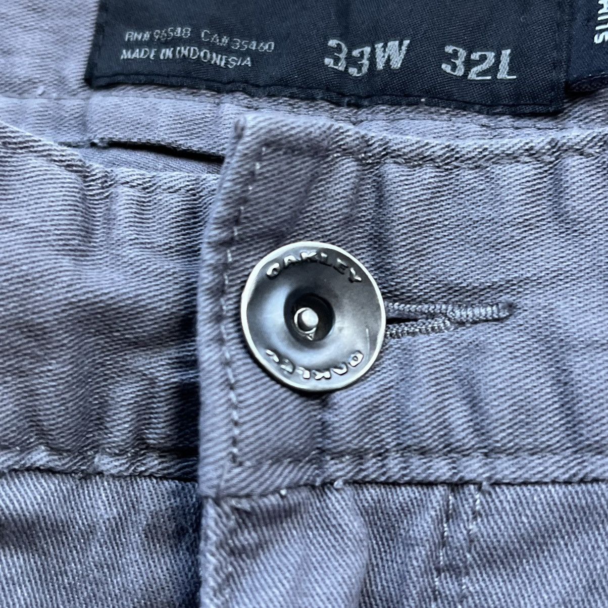 Oakley Vintage Oakley Software Tech Gray size 33 Pants 90s Y2K rare Size US 33 - 11 Thumbnail