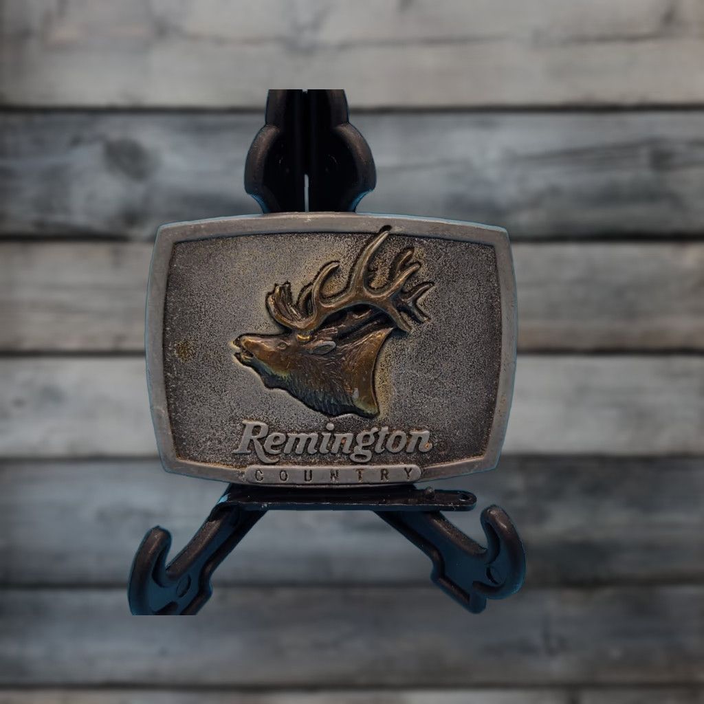 Vintage VINTAGE Remington Belt Buckle Main Selling Point: Bugling Elk Classic 1986 Made in USA by Sid Bell Adult Unisex Gold Silver 1986 Elk Theme Mens/Womens Size ONE SIZE - 1 Thumbnail