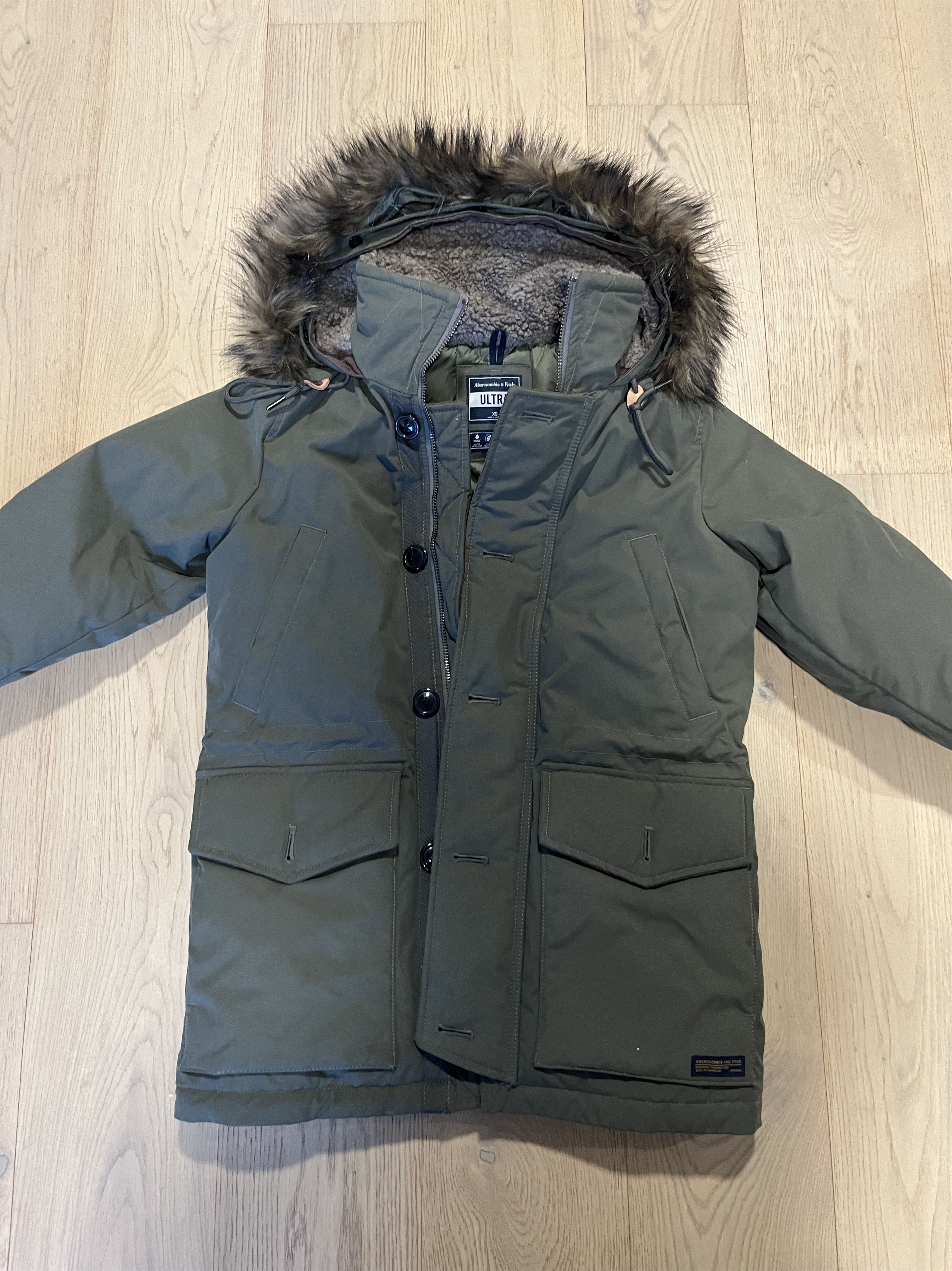 Abercrombie & Fitch Abercrombie & Fitch olive 'Ultra' duck down/feathers parka Size US XS / EU 42 / 0 - 2 Thumbnail