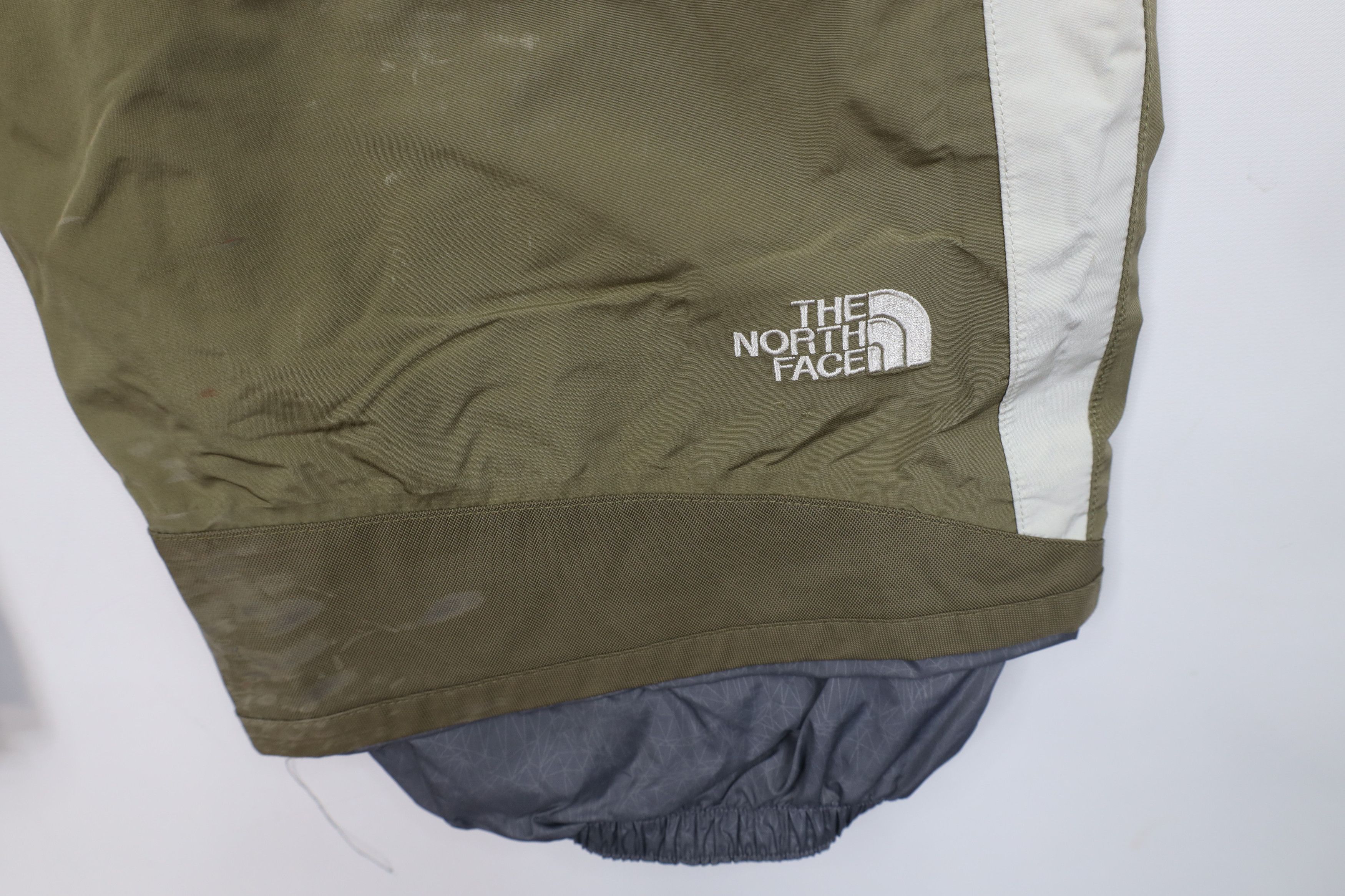 The North Face Vintage The North Face Wide Leg Snow Pants Snowboard Green Size US 32 / EU 48 - 14 Thumbnail