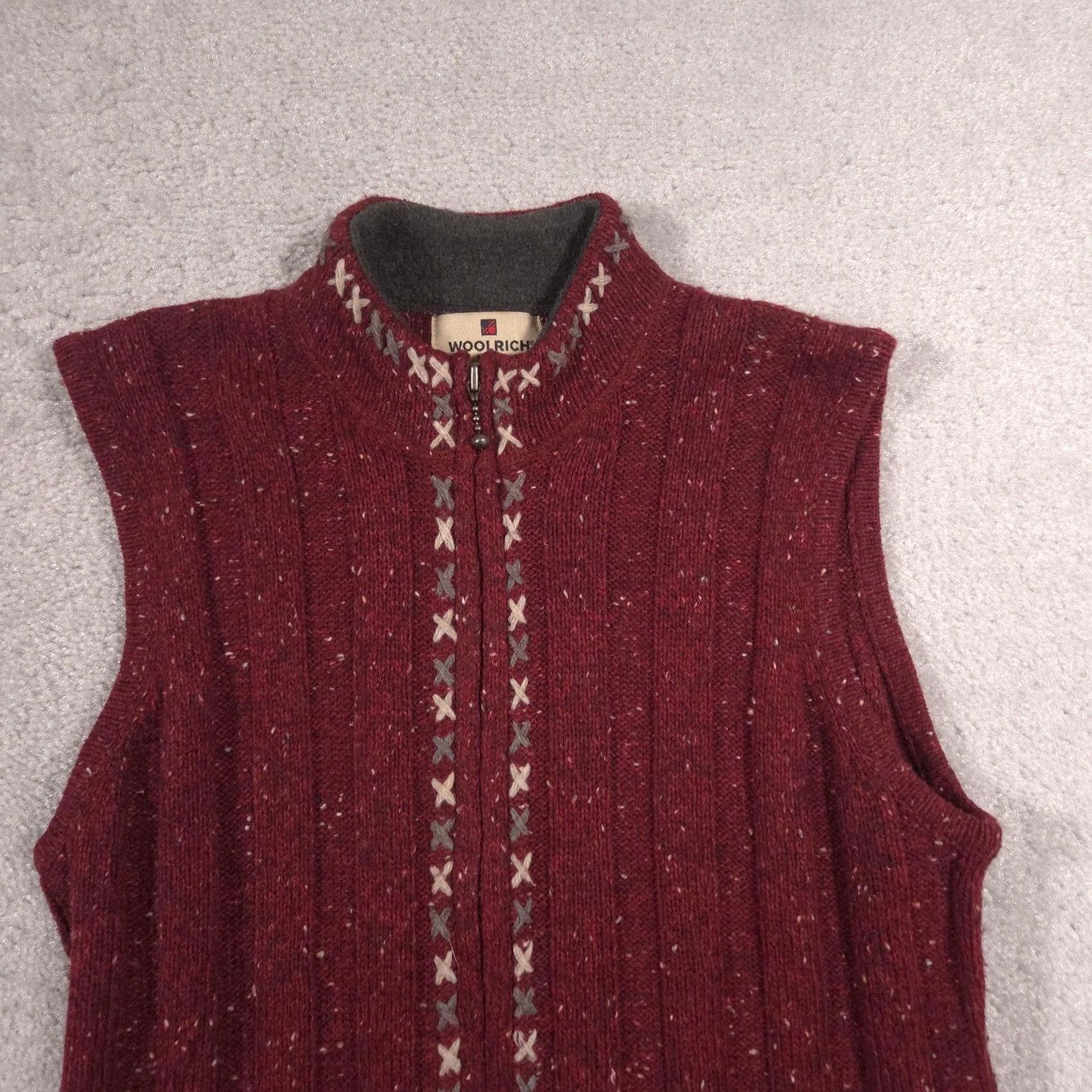 Vintage Woolrich Sweater Vest Womens Small Red Full Zip Mock Neck Ruby Heather Knit Vest Geometric Embroidered Zipper Size S / US 4 / IT 40 - 2 Thumbnail