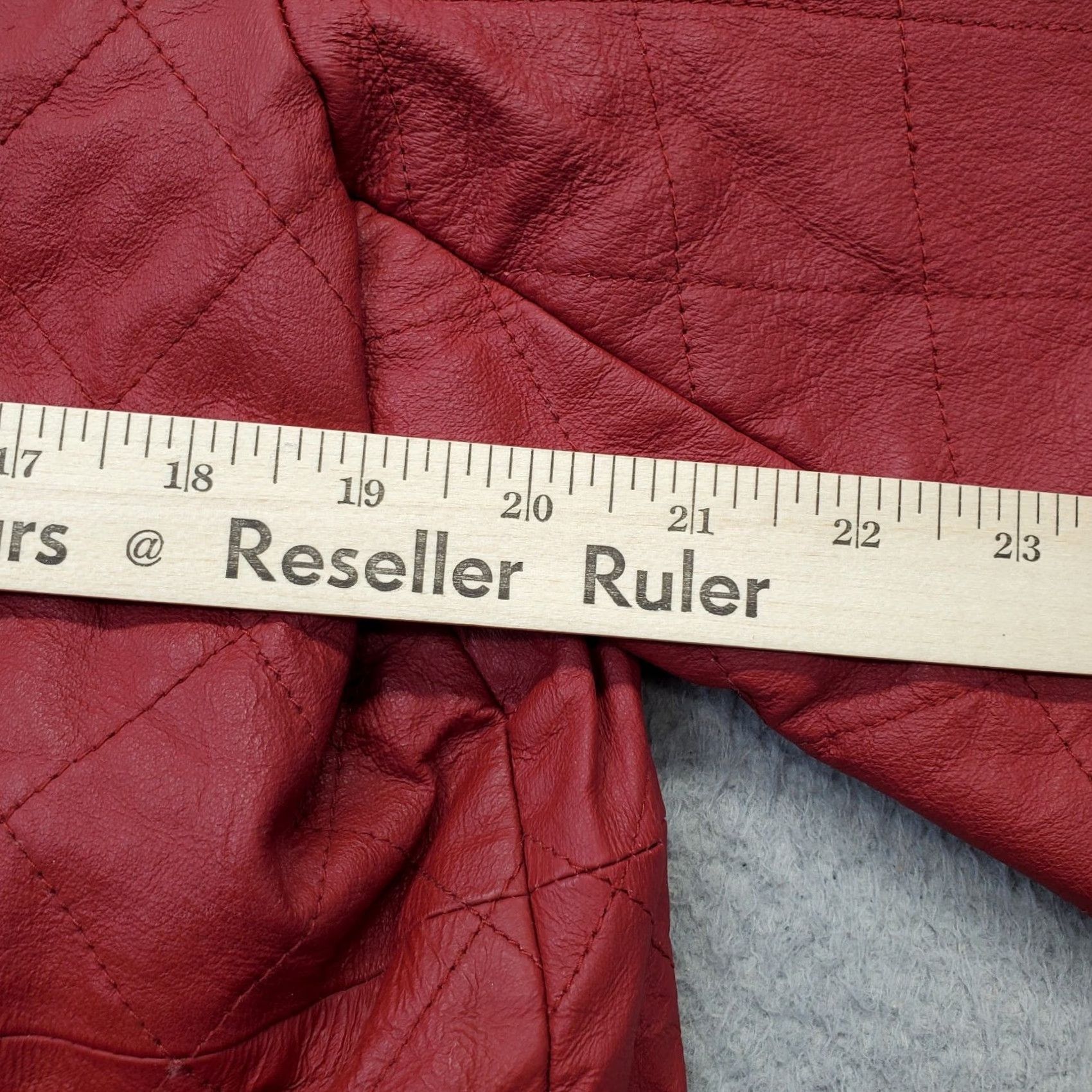 Vintage Dialogue Leather Jacket Women Large Red Diamond Stitch Collared Turn Lock Button Jacket Size L / US 10 / IT 46 - 4 Thumbnail