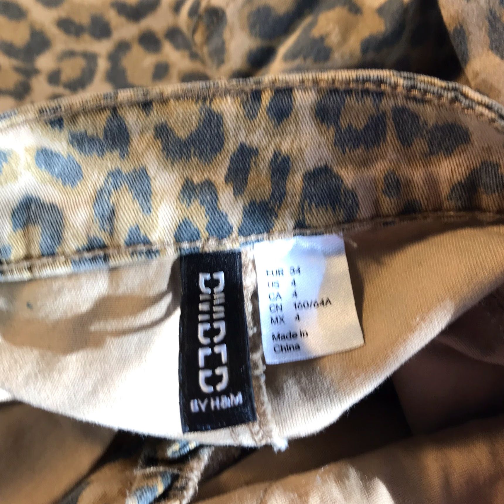 H&M H&M Divided Leopard Print Jeggings Juniors Size 4 Multicolor Animal Print Women Size 27" / US 4 / IT 40 - 3 Thumbnail