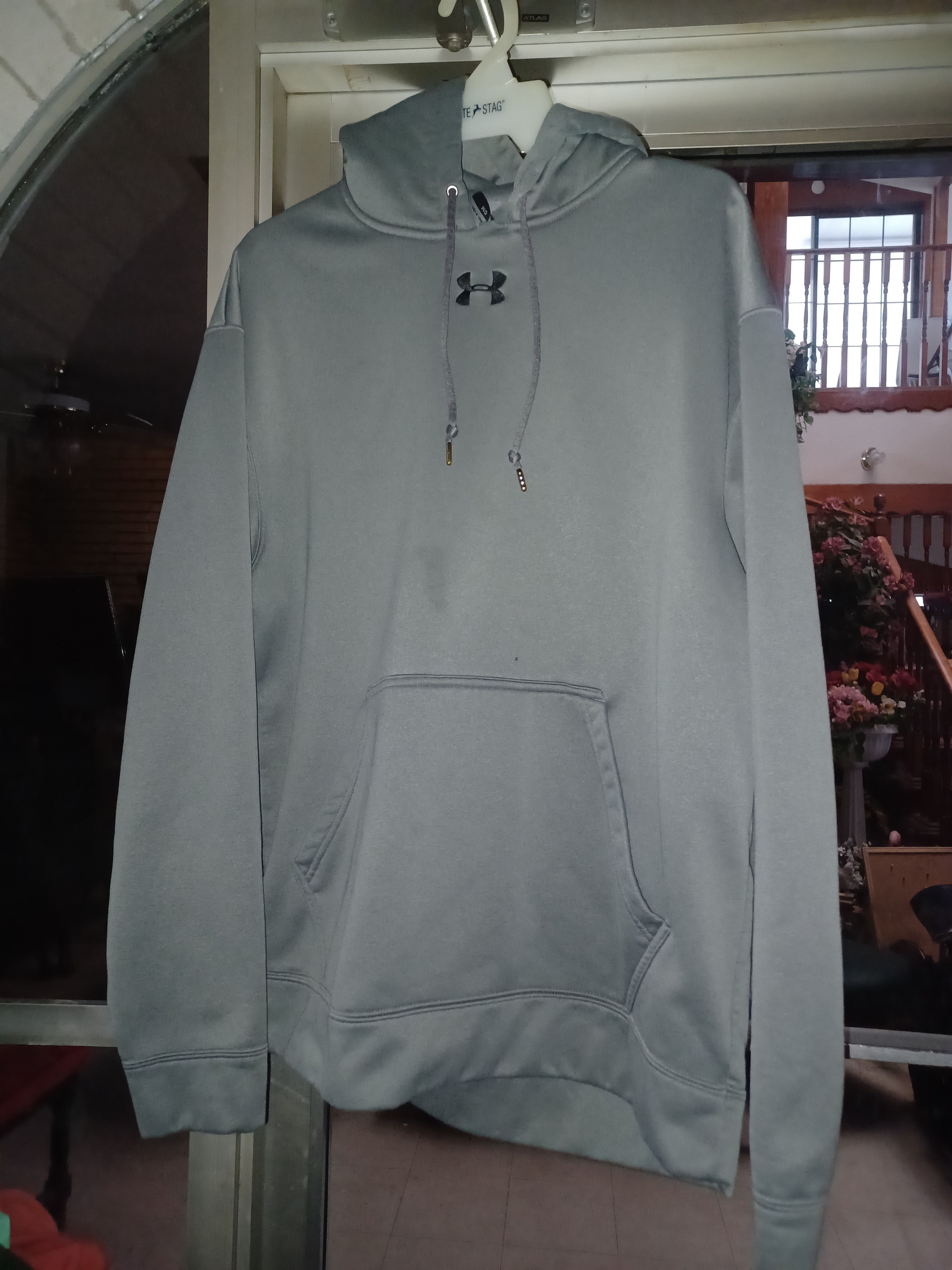 Under Armour Under Armour Hooded Sweat Shirt Medium Gray & Black Size US M / EU 48-50 / 2 - 1 Thumbnail