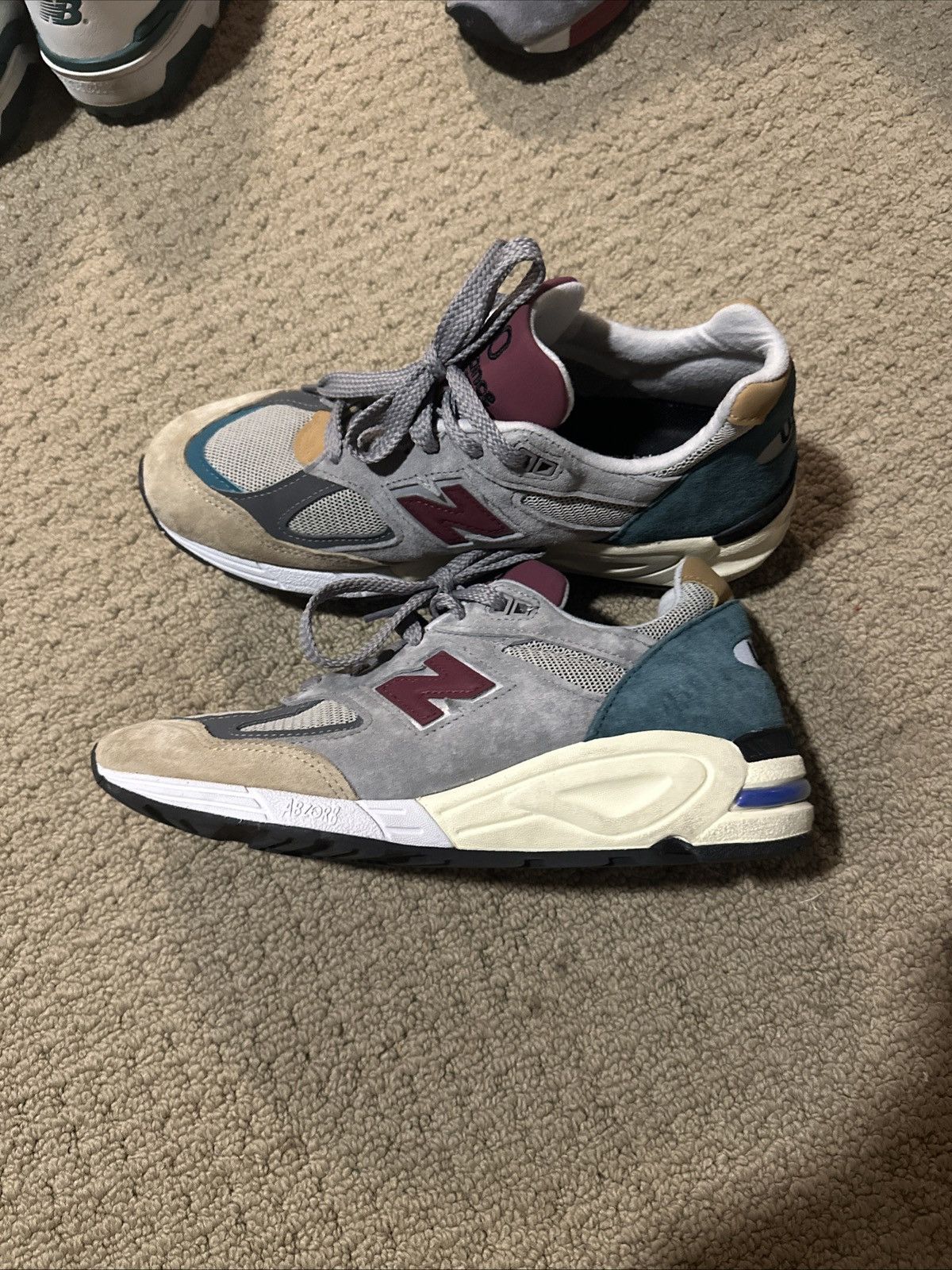 New Balance Size 8 - New Balance 990v2 Made in USA Grey Multi Size US 8 / EU 41 - 1 Thumbnail