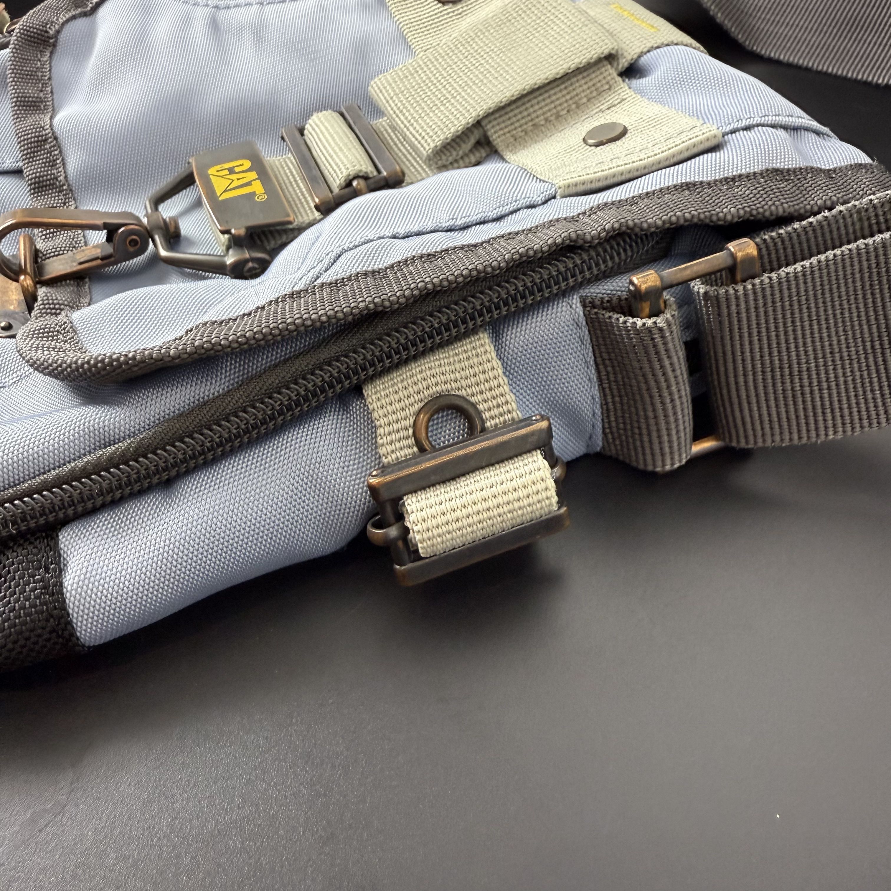 Caterpillar Vintage Caterpillar CAT Crossbody Messenger Bag Size ONE SIZE - 6 Thumbnail