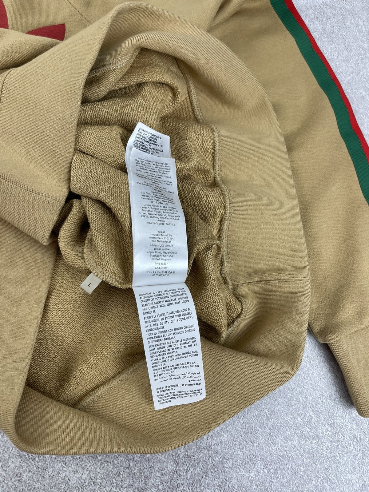 Adidas × Gucci Gucci x Adidas Cotton Sersey Sweatshirt Beige Size L Size US L / EU 52-54 / 3 - 13 Thumbnail