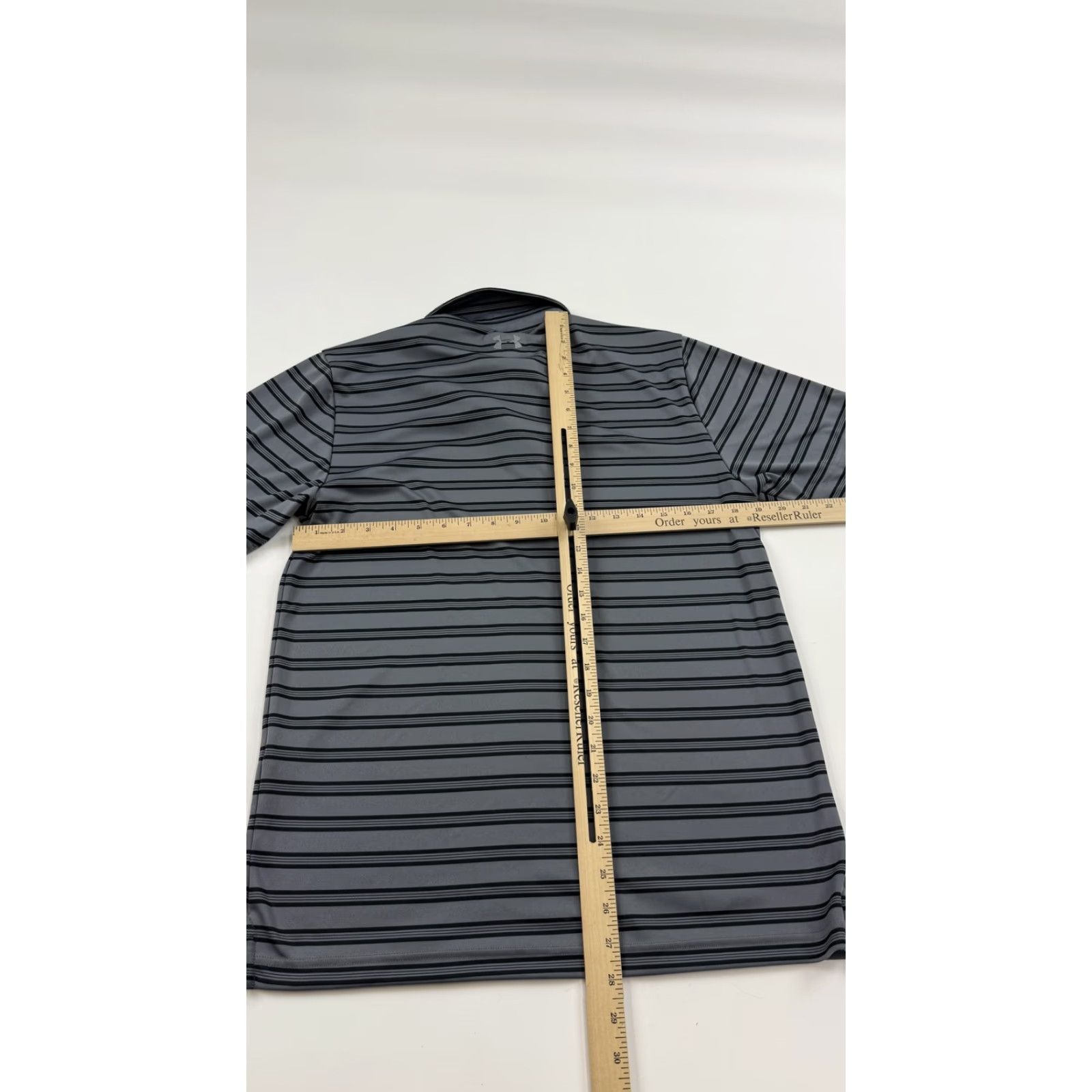 Under Armour Under Armour Shirt Mens M Gray Striped HeatGear Polo Golf Athletic Lightweight Size US M / EU 48-50 / 2 - 5 Thumbnail