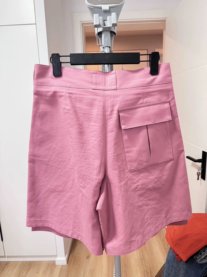Dior Dior Metal buckle watermelon pink shorts Size US 28 / EU 44 - 3 Thumbnail