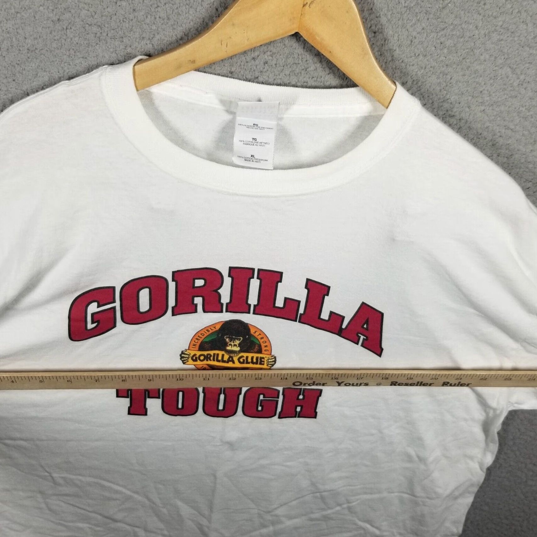 Vintage Gorilla Tape T-Shirt Men XL White Heavyweight Graphic Print Vintage Silverback Promo Shirt Adult Extra Large (XL) Mens Size US XL / EU 56 / 4 - 6 Thumbnail