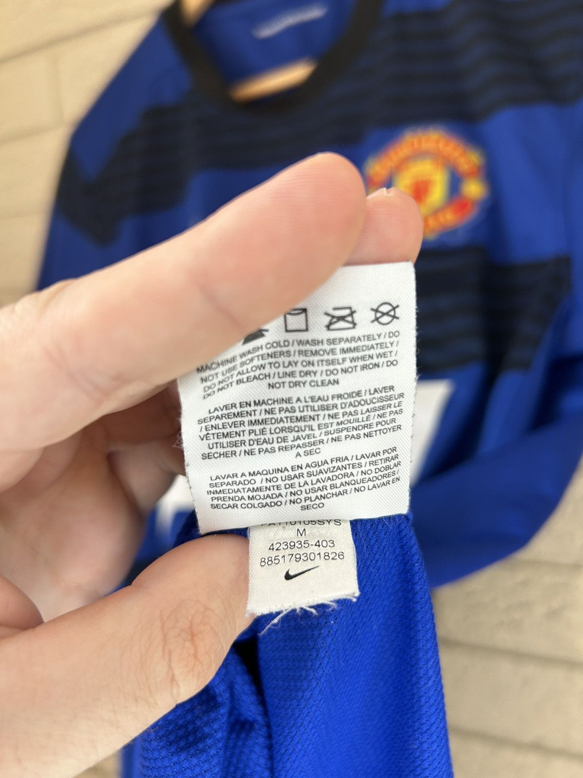 Nike Nike Manchester United 2011 Away Soccer Jersey Size US M / EU 48-50 / 2 - 12 Thumbnail