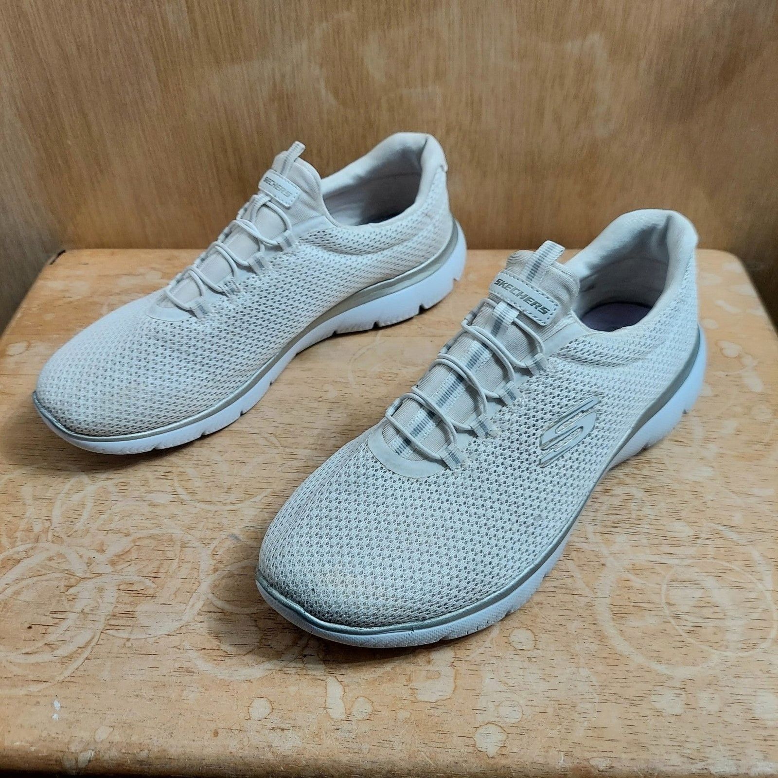 SKECHERS Skechers Summits Women's US 9.5 White Silver Running Shoes Size US 9.5 / IT 39.5 - 1 Thumbnail