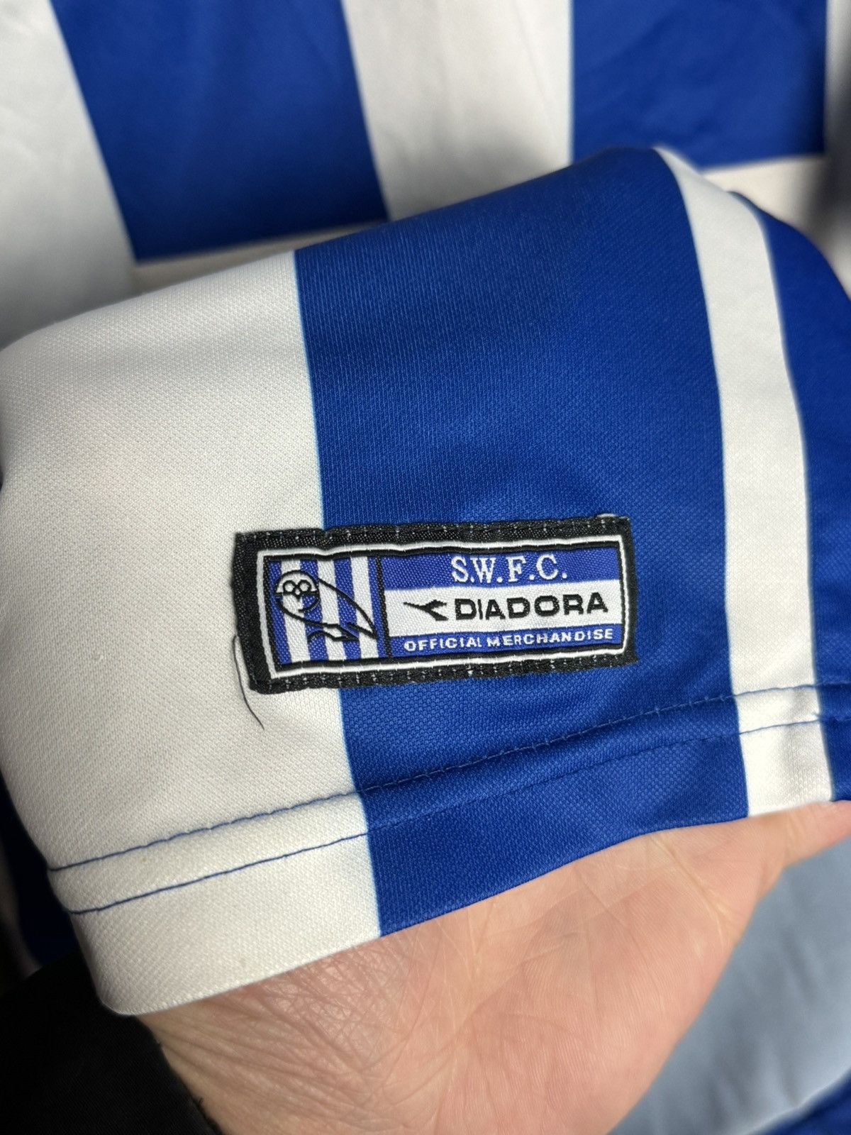 Diadora Sheffield Wednesday 03/05 Home Football Jersey Size US S / EU 44-46 / 1 - 4 Thumbnail