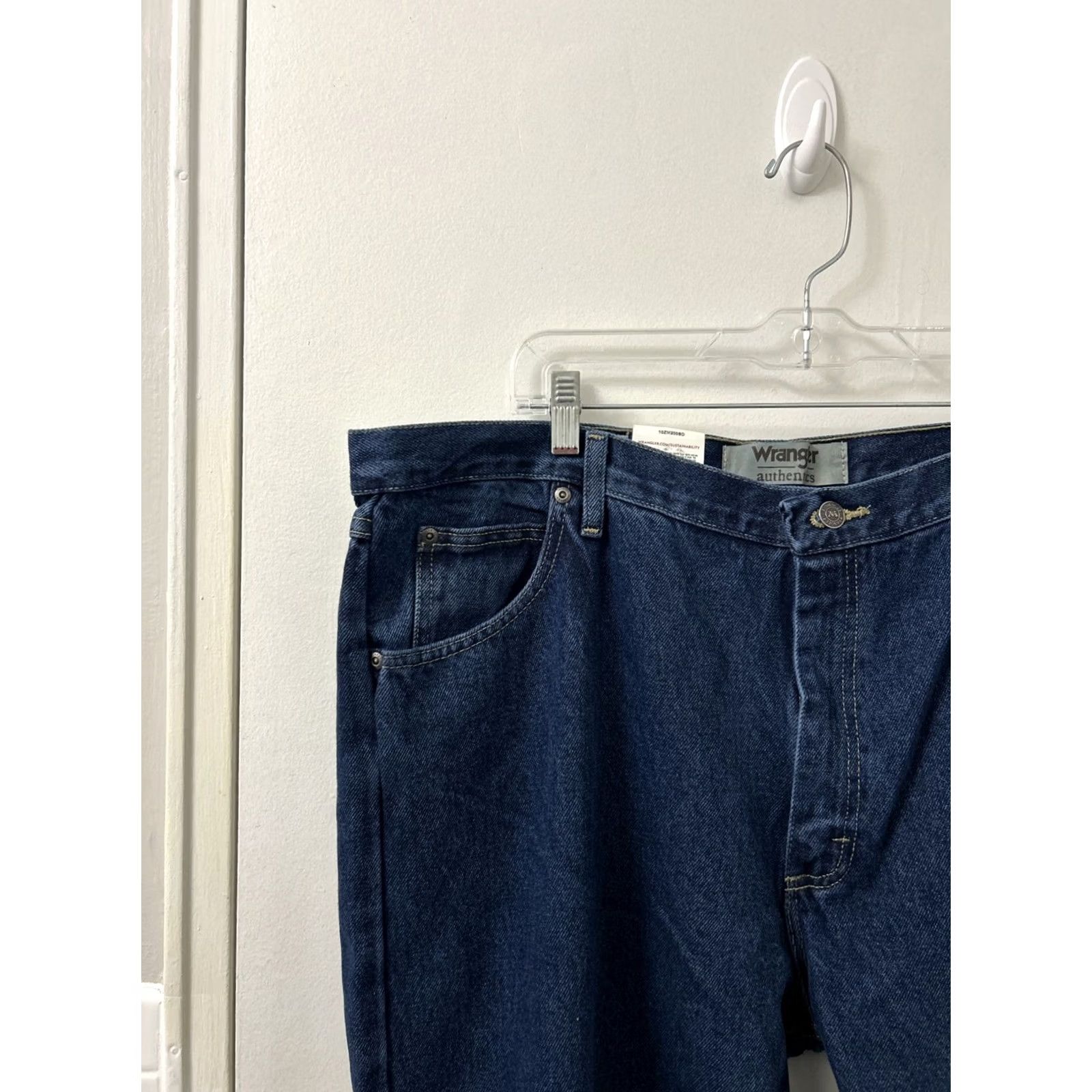 Wrangler Wrangler Authentics Jeans Mens 42x30 Blue Straight Leg Denim YKK 5 Pockets Size US 42 / EU 58 - 4 Thumbnail