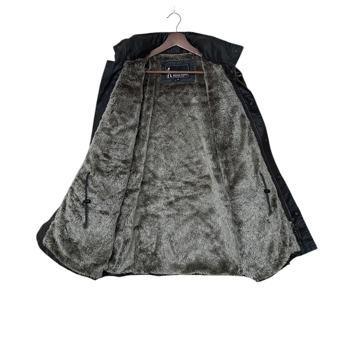 Japanese Brand × Le Grande Bleu (L.G.B.) Vintage Brand Rescue Squad M-65 Fur Waxed Jacket 2000s Size US M / EU 48-50 / 2 - 9 Thumbnail