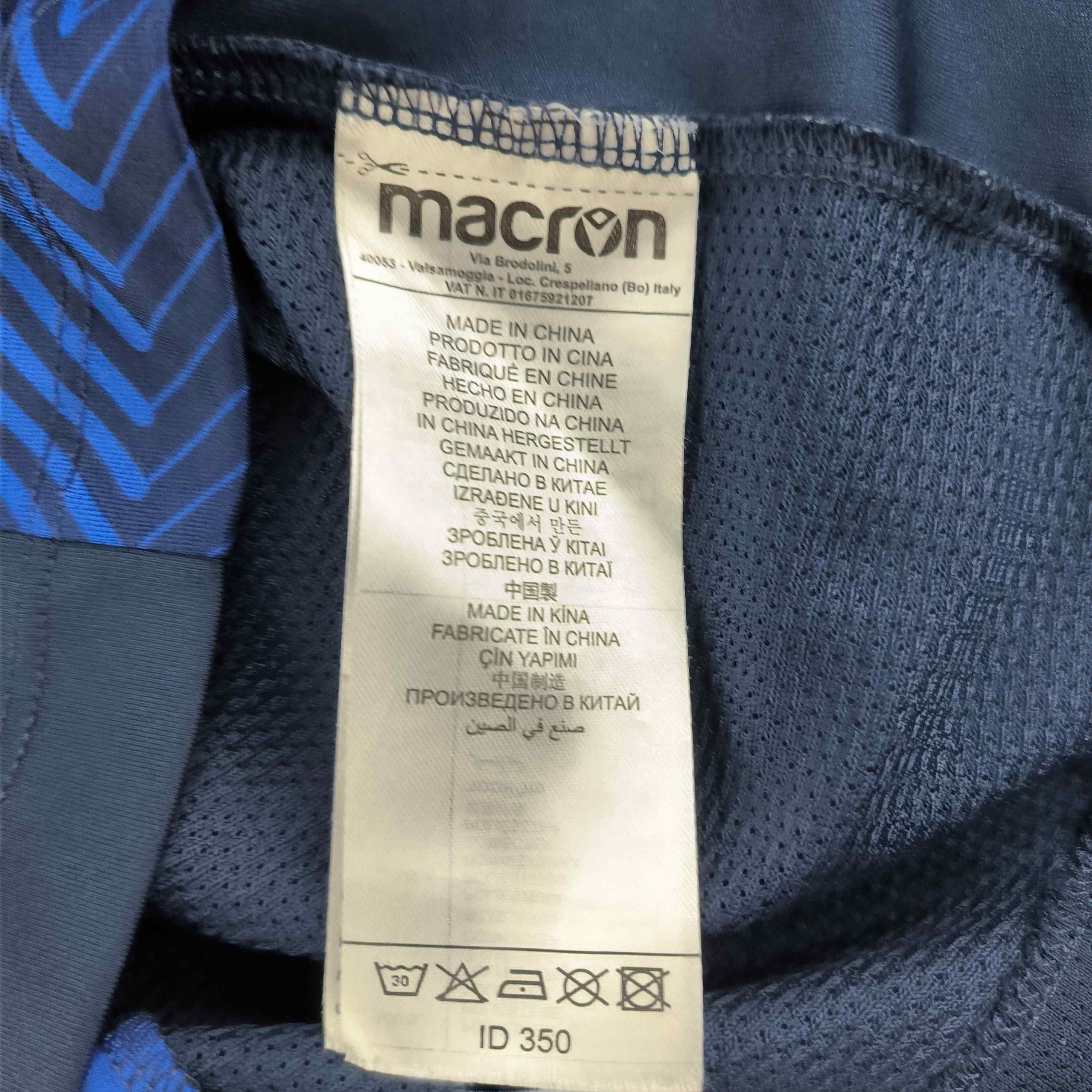 Macron Levante UD 2018-19 Macron training football jersey size M Size US M / EU 48-50 / 2 - 5 Thumbnail