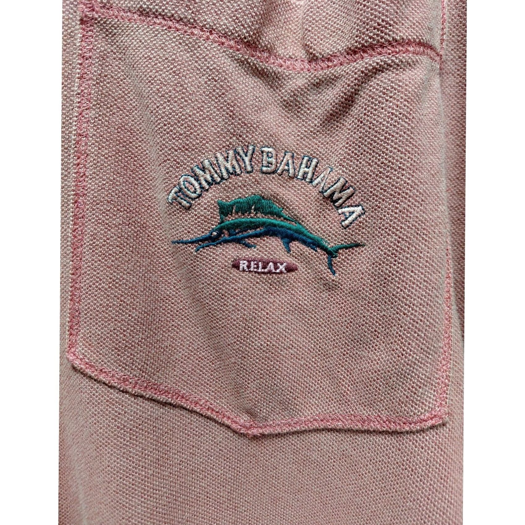Tommy Bahama Tommy Bahama T-Shirt Pink Solid Knit Short Sleeve Men L 100% Cotton Crew Neck Regular Size US L / EU 52-54 / 3 - 3 Thumbnail