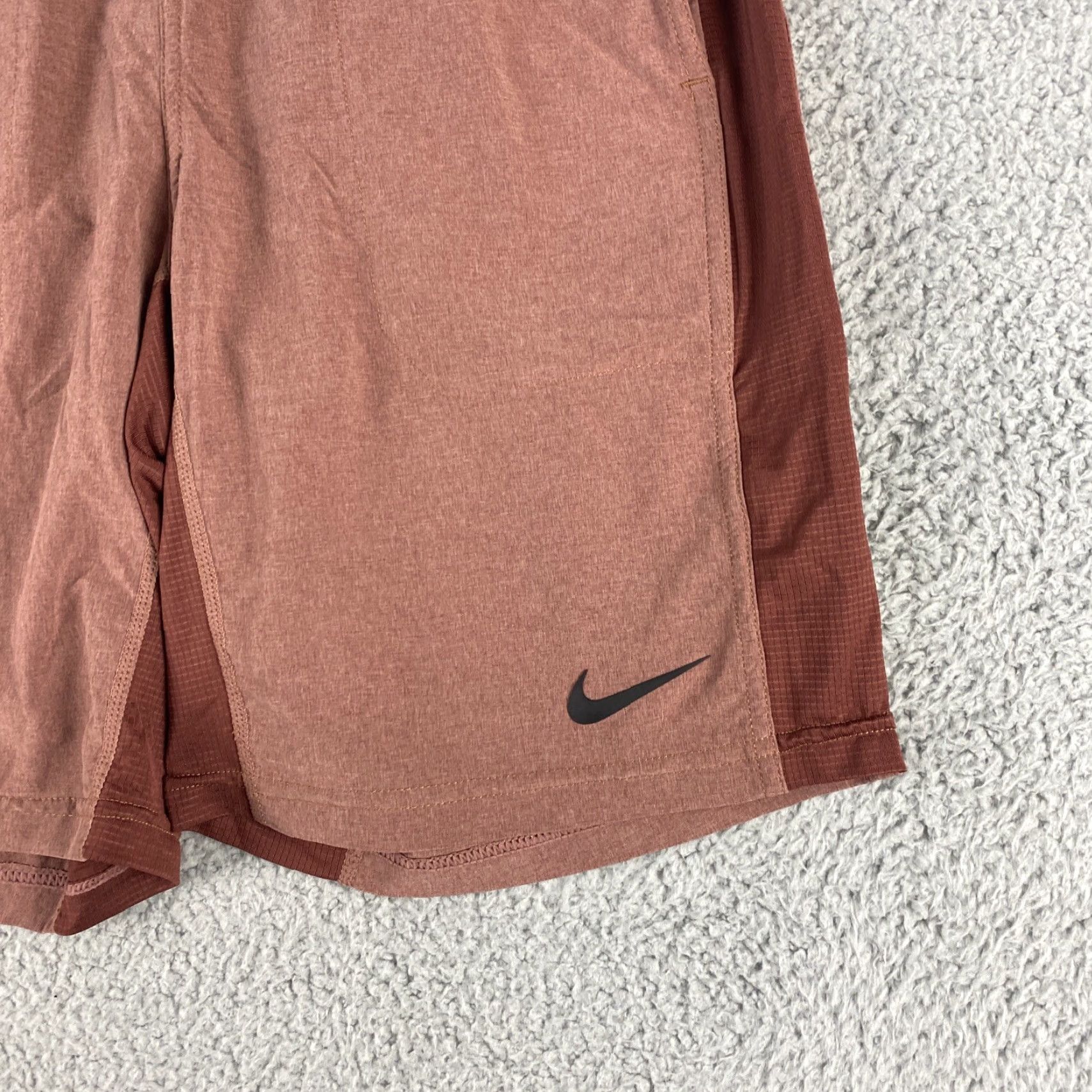 Nike Nike Dri-FIT Men’s Shorts size S Small Brown / 41-51 Size US 29 - 2 Thumbnail
