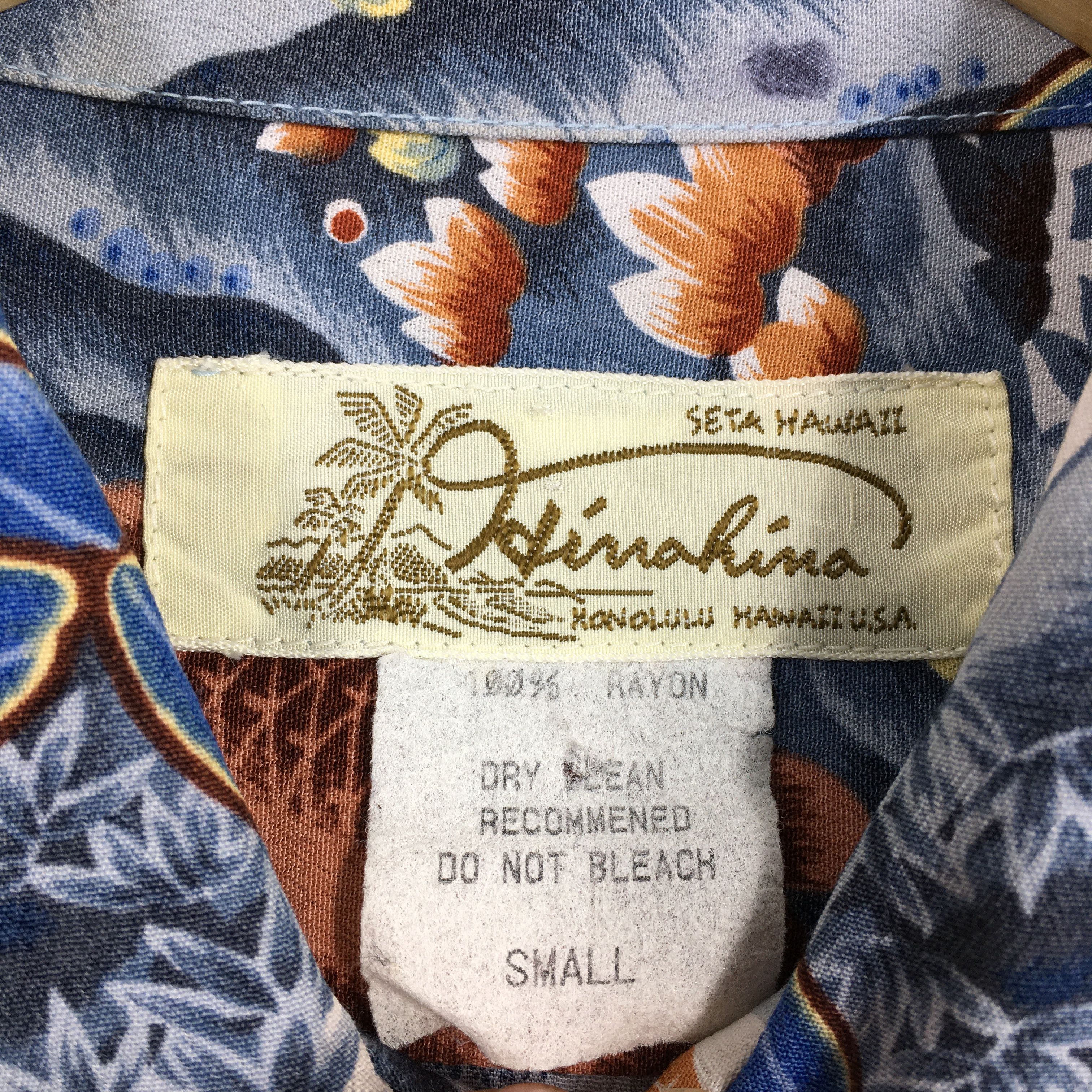 Vintage Vintage Hawaiian Patina Japanese Koi Fish Rayon Shirt Small Size US S / EU 44-46 / 1 - 5 Thumbnail