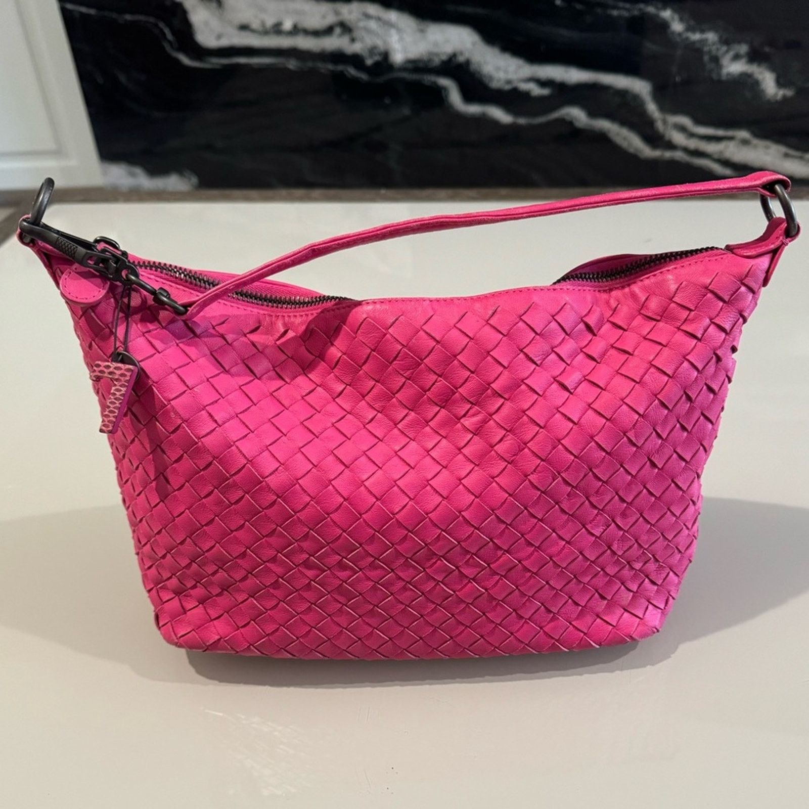 Bottega Veneta BOTTEGA VENETA Intrecciato Leather Shoulder Bag - Pink Rare Size ONE SIZE - 1 Thumbnail