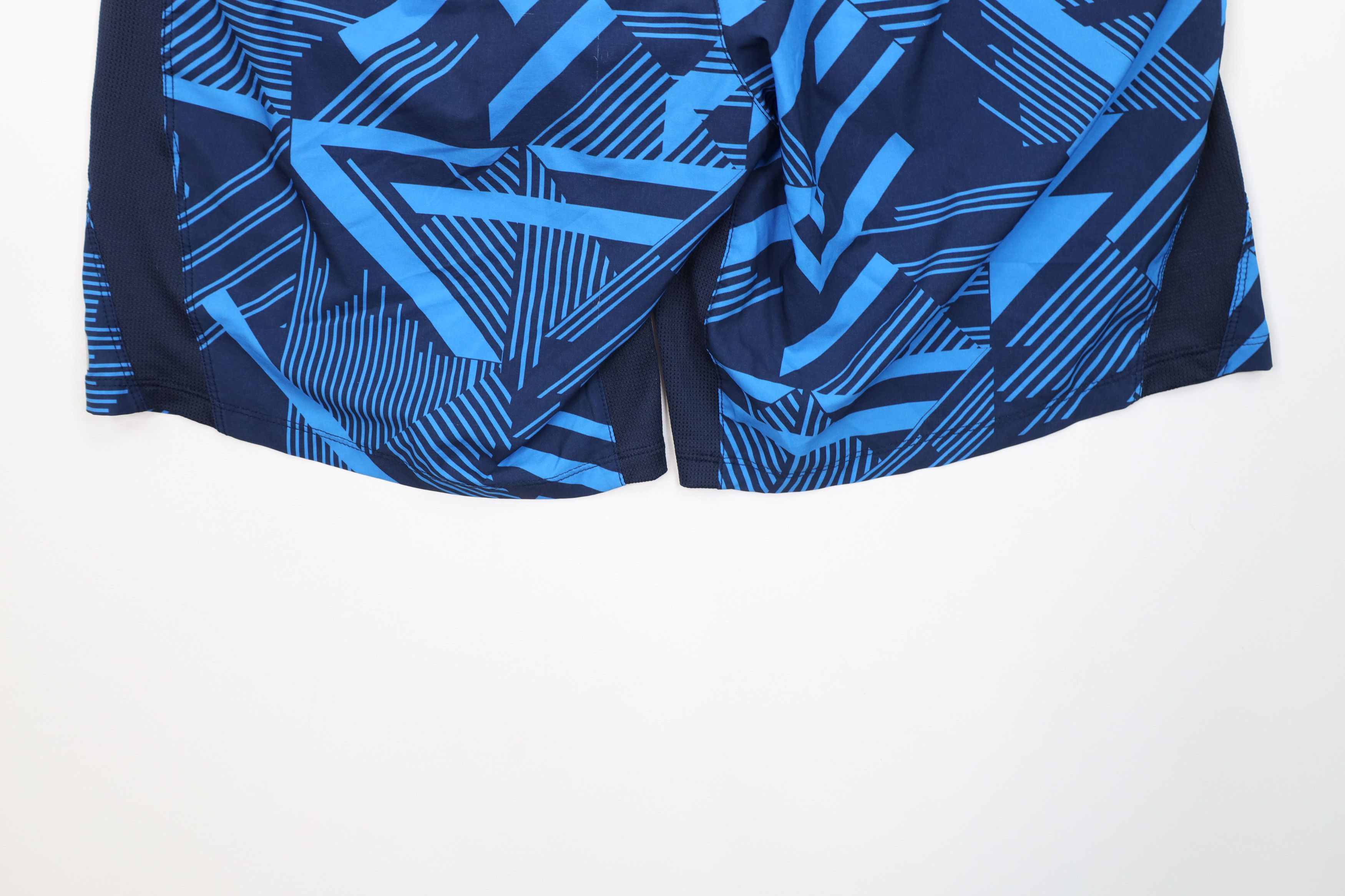 The North Face The North Face Reflective Lined Running Trekking Shorts Size US 34 / EU 50 - 12 Thumbnail