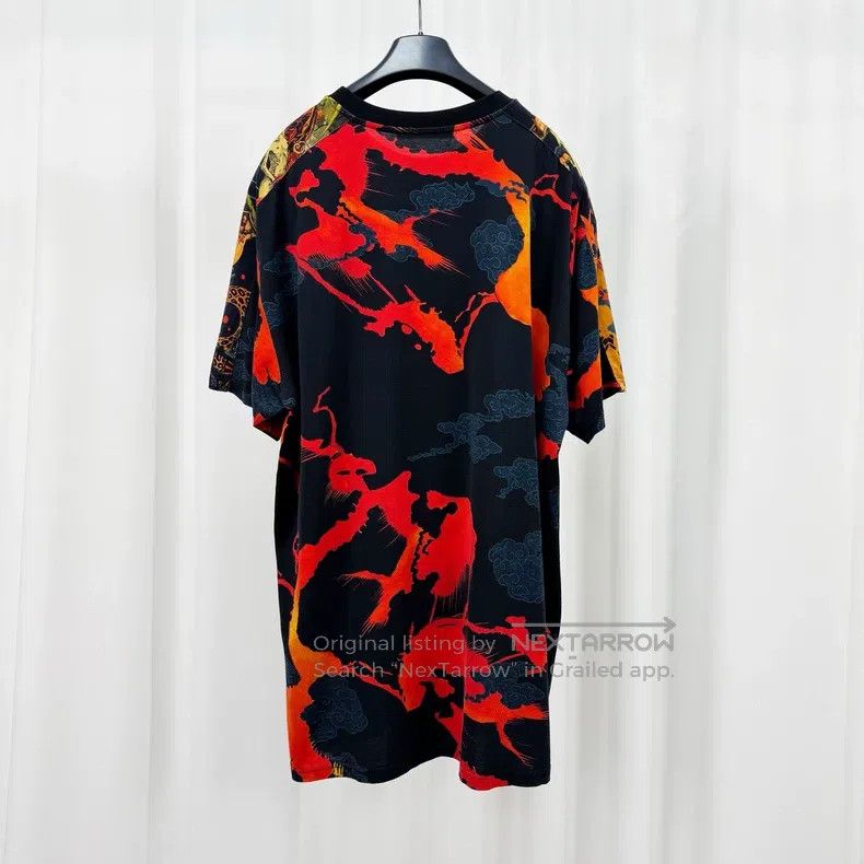 Givenchy Givenchy Starry Cloud Printed Short Sleeve (Size L) Size US L / EU 52-54 / 3 - 2 Thumbnail