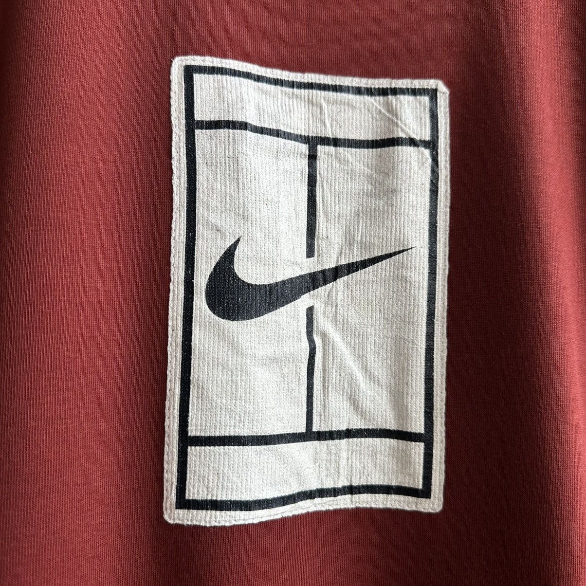 Nike × Vintage VINTAGE Y2K NIKE COURT BIG LOGO TEE Size US S / EU 44-46 / 1 - 3 Thumbnail
