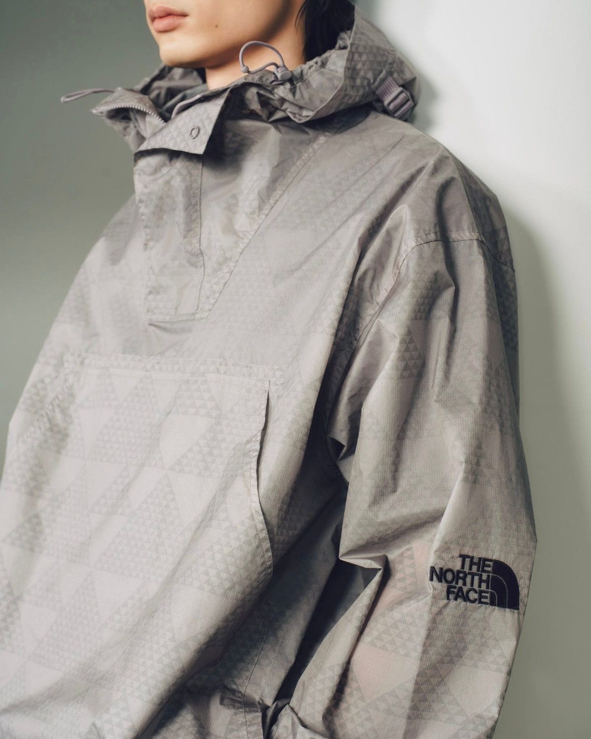 The North Face Urban Exploration PRINTED RAIN ANORAK JACKET Size US M / EU 48-50 / 2 - 13 Thumbnail