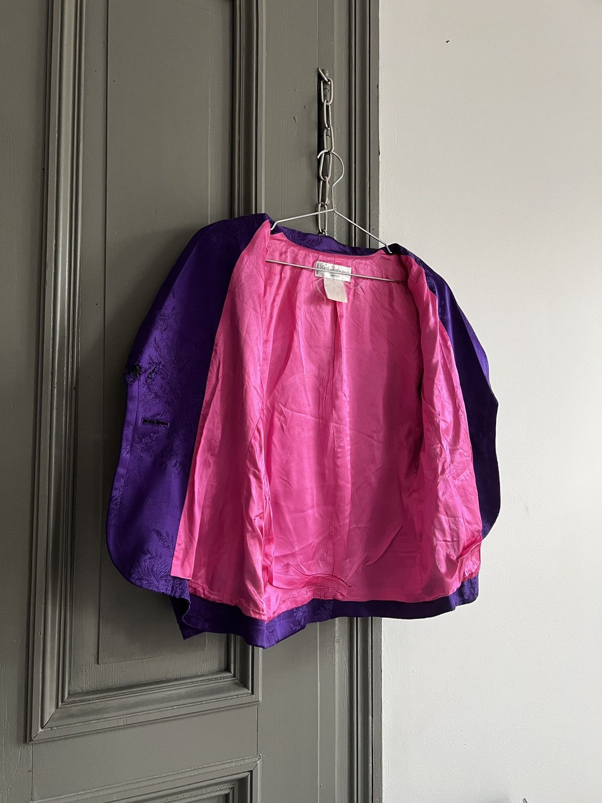 Saint Laurent Paris × Vintage × Yves Saint Laurent Arcived 1988 Yves Saint Laurent Purple Satin Damask Blazer Size M / US 6-8 / IT 42-44 - 6 Thumbnail