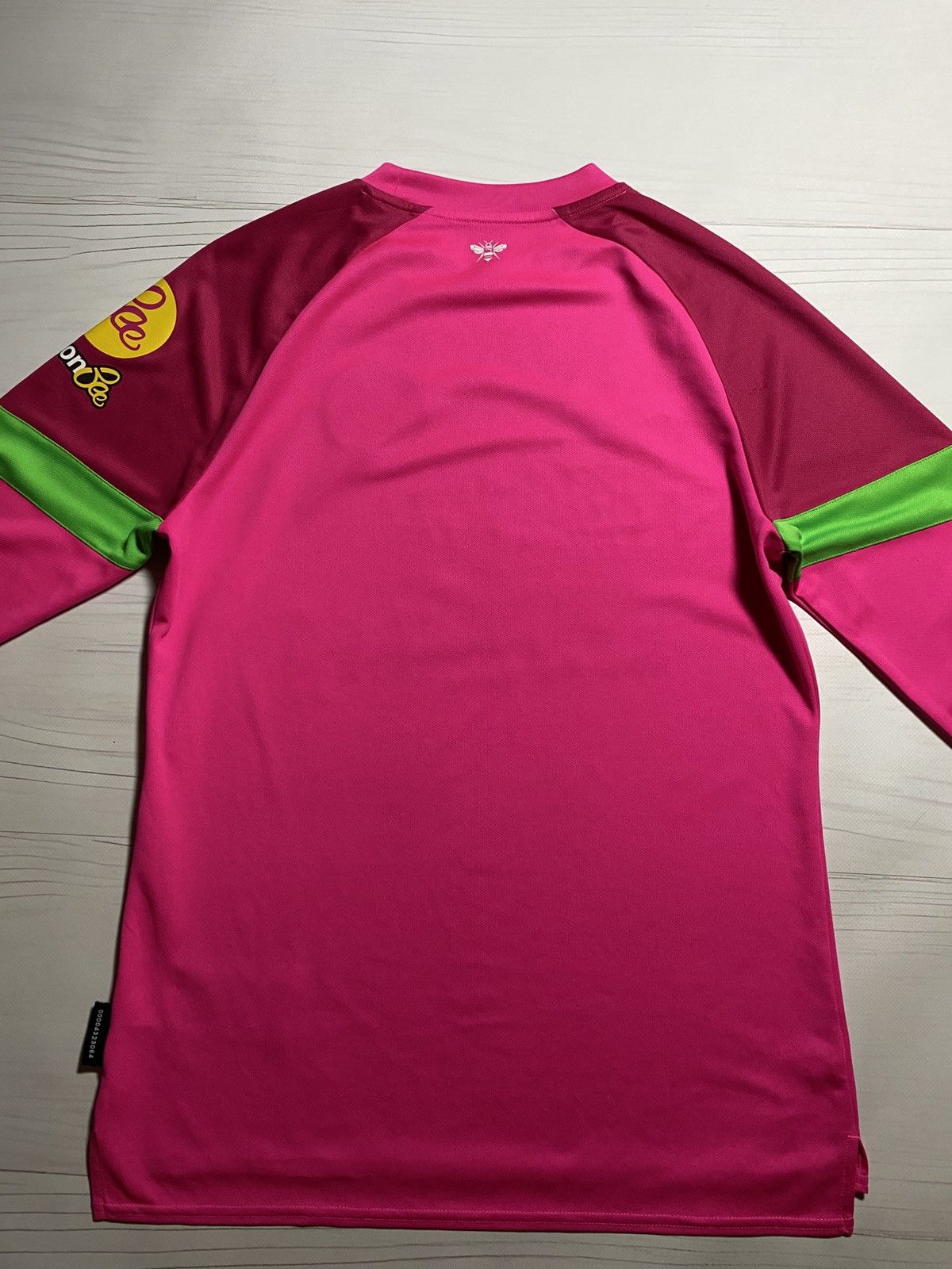 Umbro Umbro Brentford FC 2023/24 goalkeeper home soccer jersey Size US S / EU 44-46 / 1 - 21 Thumbnail