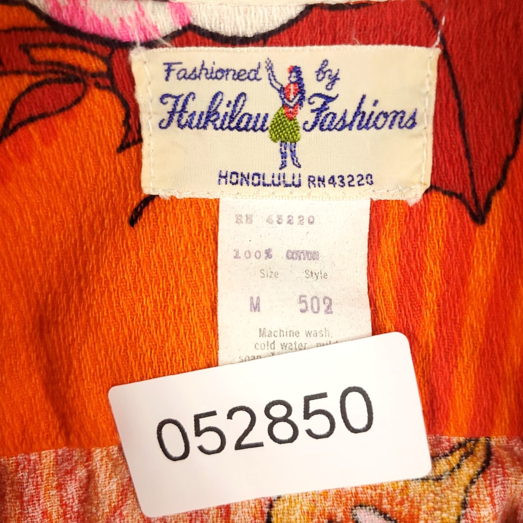 Vintage Hukilau Fashions Shirt Mens Medium Orange Floral Button-Up Aloha Hawaiian 60s-70s Size US M / EU 48-50 / 2 - 6 Thumbnail