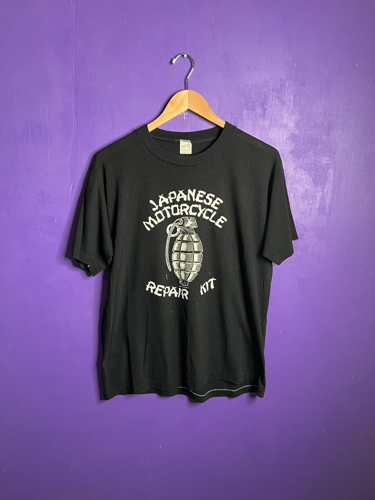 Harley Davidson × Vintage Vintage 70s Harley Japanese motorcycle repair kit t-shirt m Size US L / EU 52-54 / 3 - 1 Thumbnail