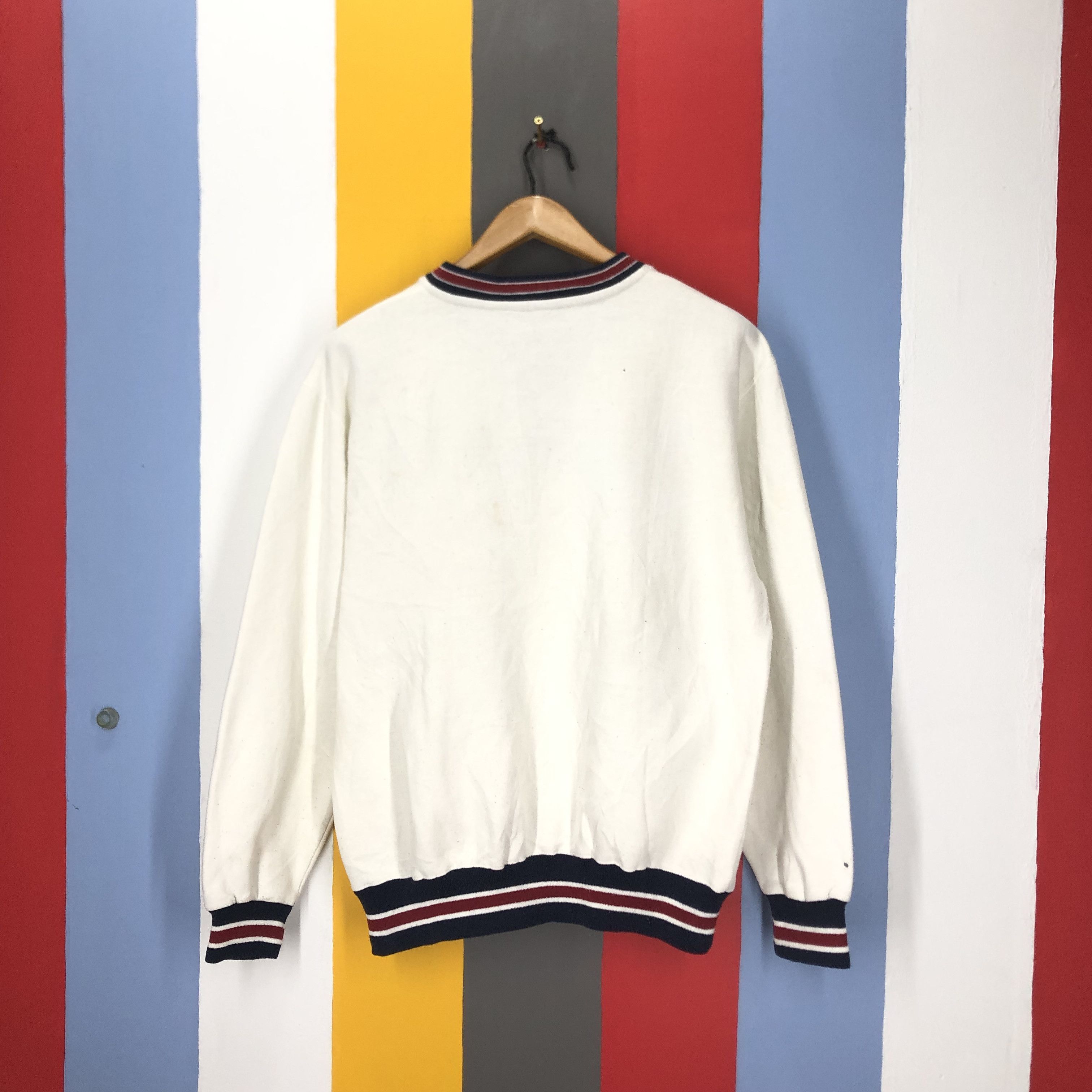 New Balance 90s Vintage NEW BALANCE V Neck Sweatshirt #1646/03 Size US L / EU 52-54 / 3 - 9 Thumbnail