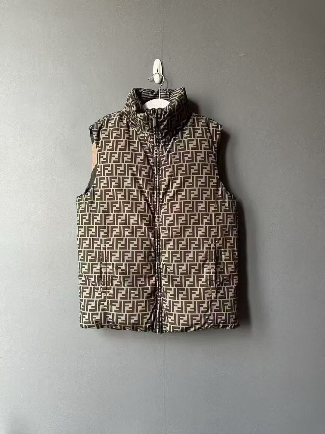 Fendi Fendi Reversible Down Vest Size US L / EU 52-54 / 3 - 1 Thumbnail