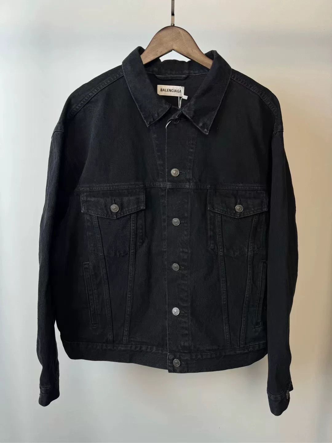 Balenciaga balenciaga distressed denim jacket with logo Size S / US 4 / IT 40 - 1 Thumbnail